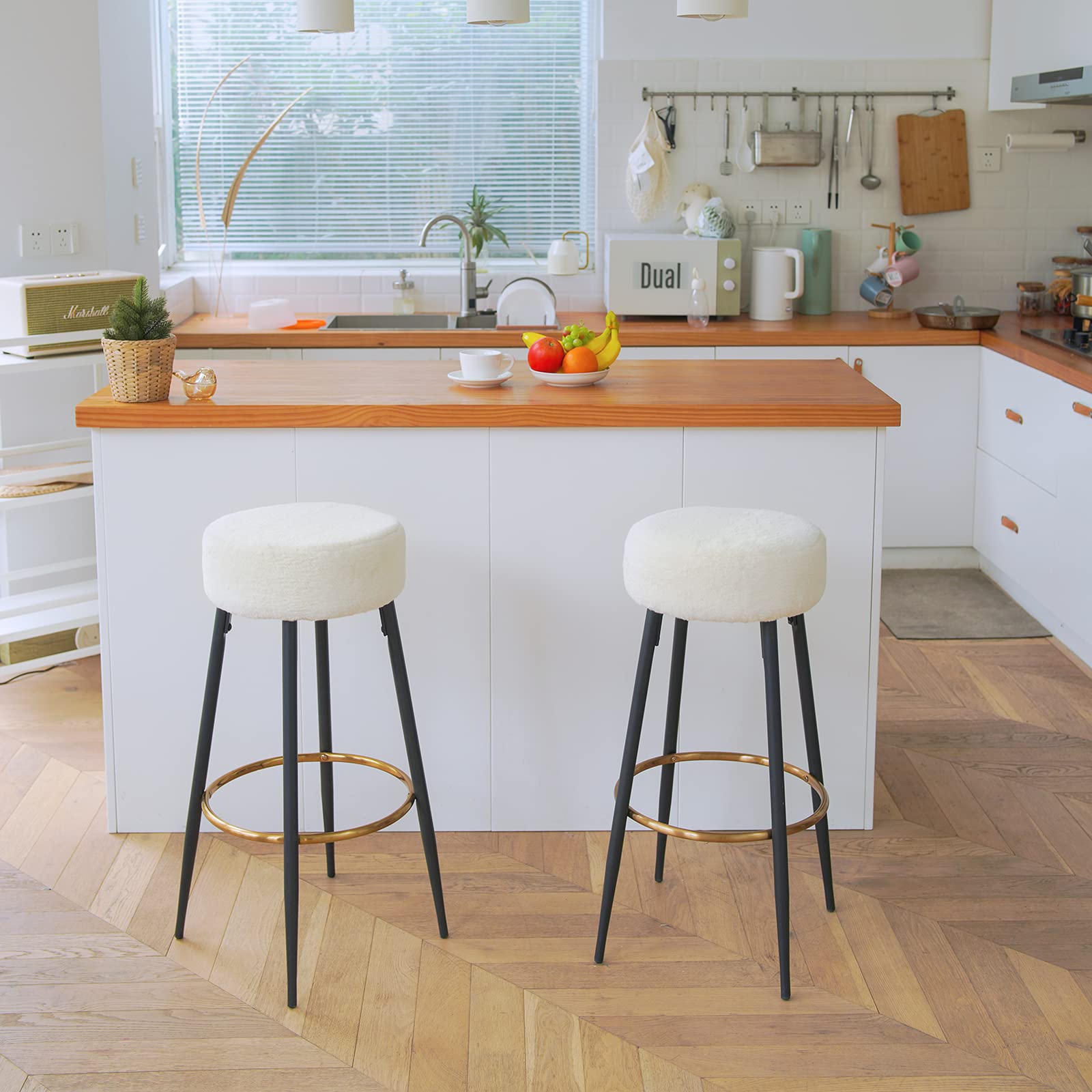 DUHOME Round Faux Fur Bar Stools Set of 2 - 30 Inch Height Upholstered Dining Chairs with Golden Footrest for Kitchen Island, Coffee Shop, Home Bar & Balcony - White Faux Fur Stools for Modern & Cozy Decor
