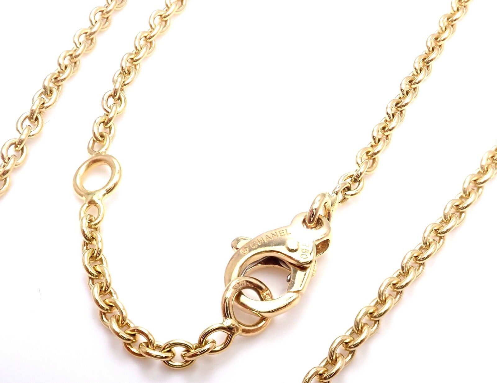 Authentic Chanel 18k Yellow Gold Classic Round Chain Necklace 14.75-15.75 Inches | Luxury Jewelry for Women | Perfect for Weddings, Parties & Special Occasions