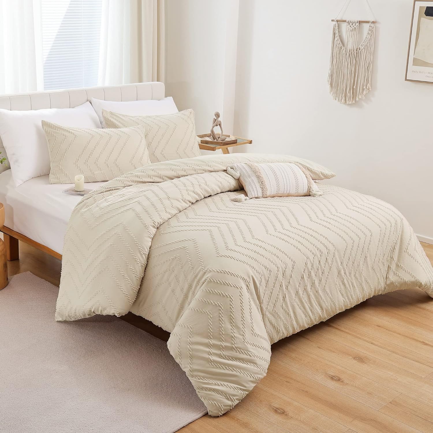 YIRDDEO Beige Queen Size Comforter Set 3Pcs - Boho Chevron Tufted Cream Bedding Set, Farmhouse Lightweight Neutral Comforter with 2 Pillowcases | Perfect for Master Bedroom, Guest Room & Cozy Home Decor