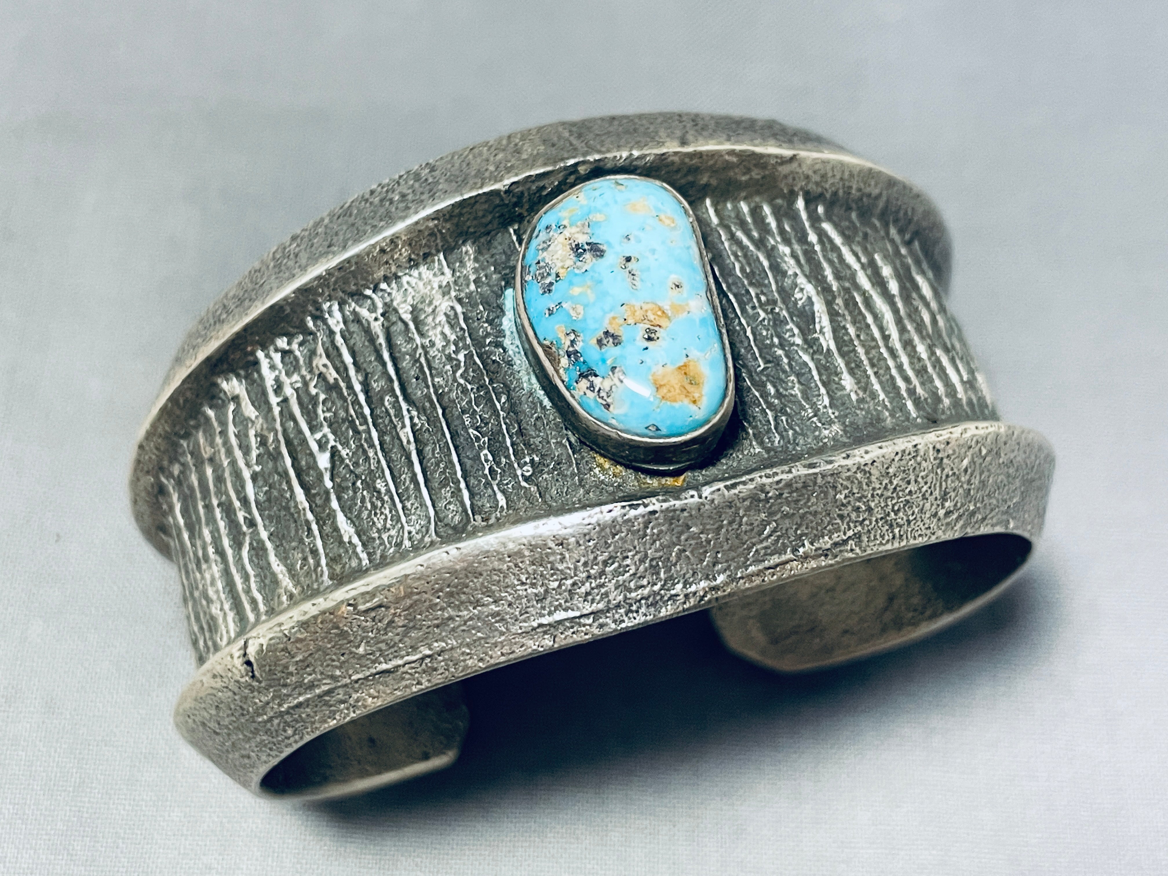 Vintage Navajo #8 Turquoise Sterling Silver Bracelet - 137 Grams - Handmade Native American Jewelry for Women - Perfect for Boho, Western & Casual Outfits
