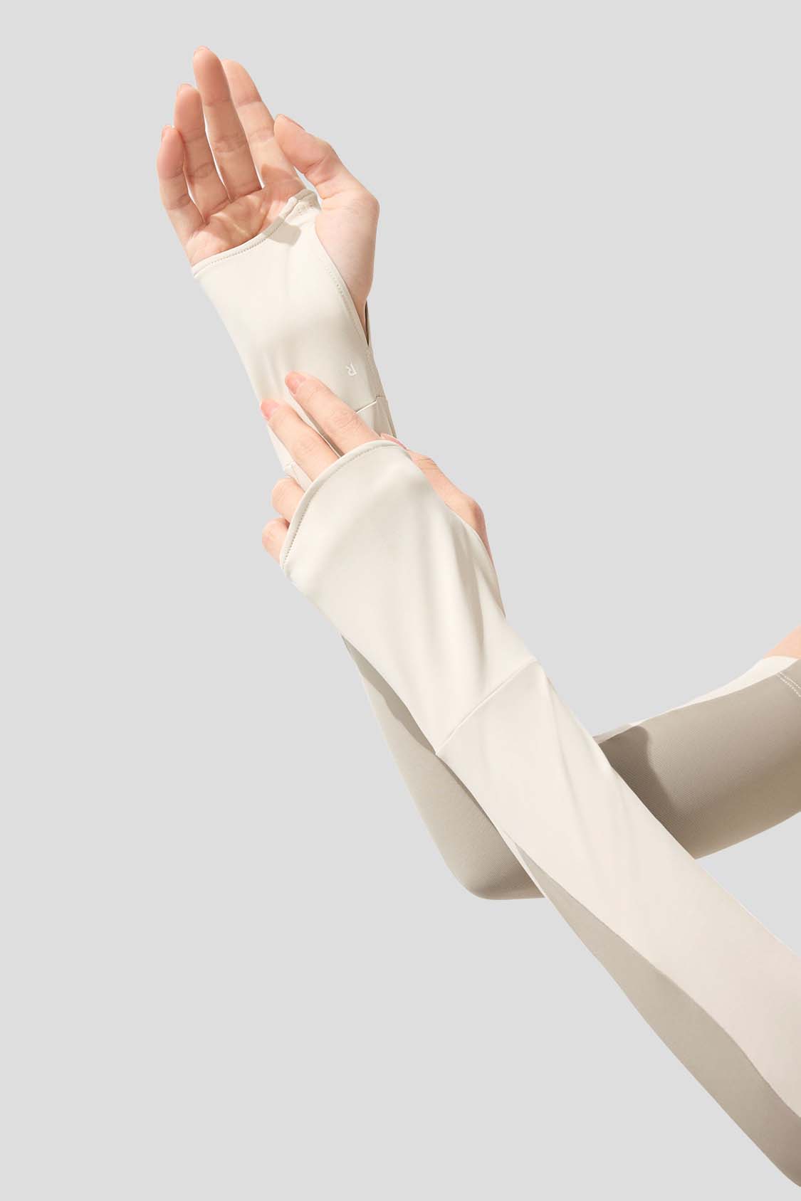 UPF150+ Women's Dual Finger Hole Sun Sleeves - UV Protection Arm Covers for Outdoor Sports, Gardening & Driving