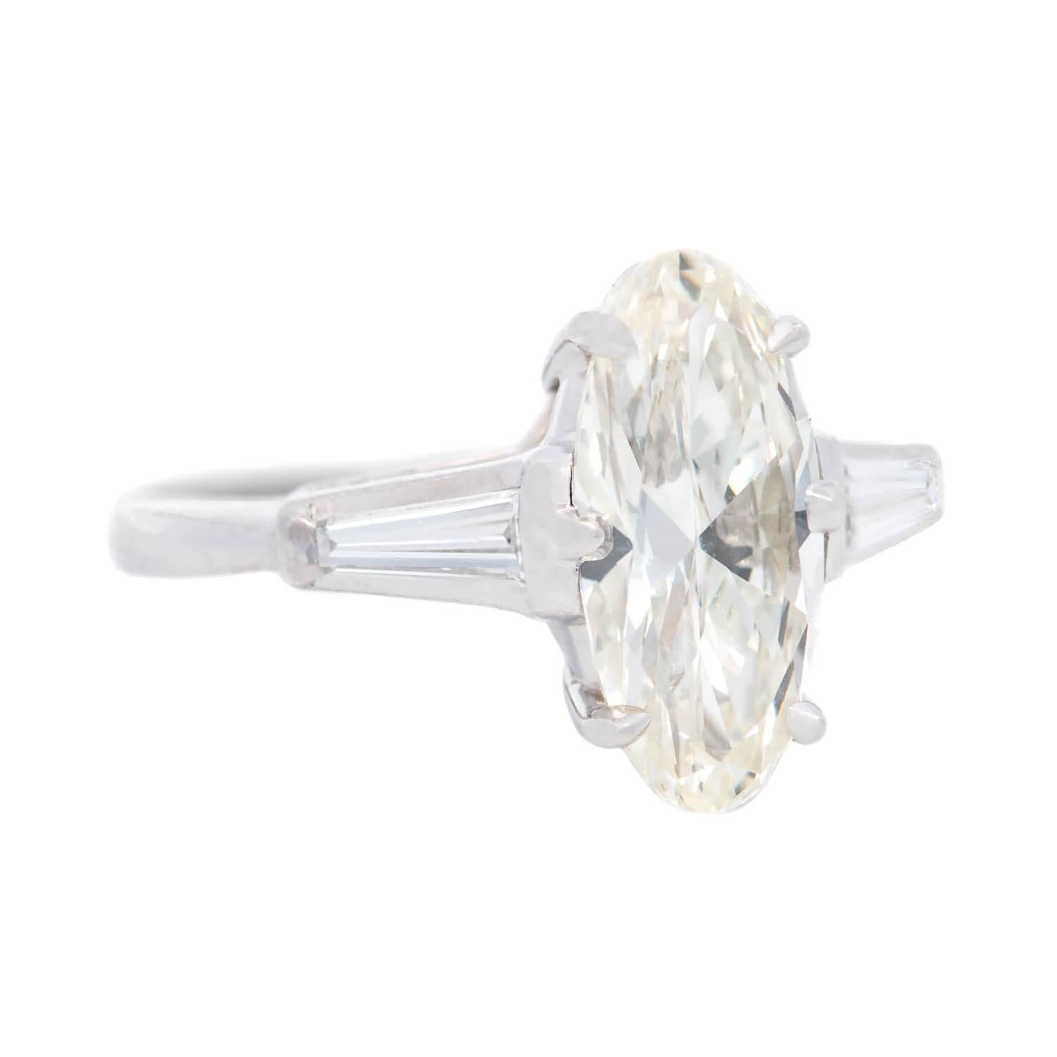 Vintage Platinum Oval-Cut Diamond Engagement Ring 2.13 Carat - Perfect for Proposals, Anniversaries & Special Occasions