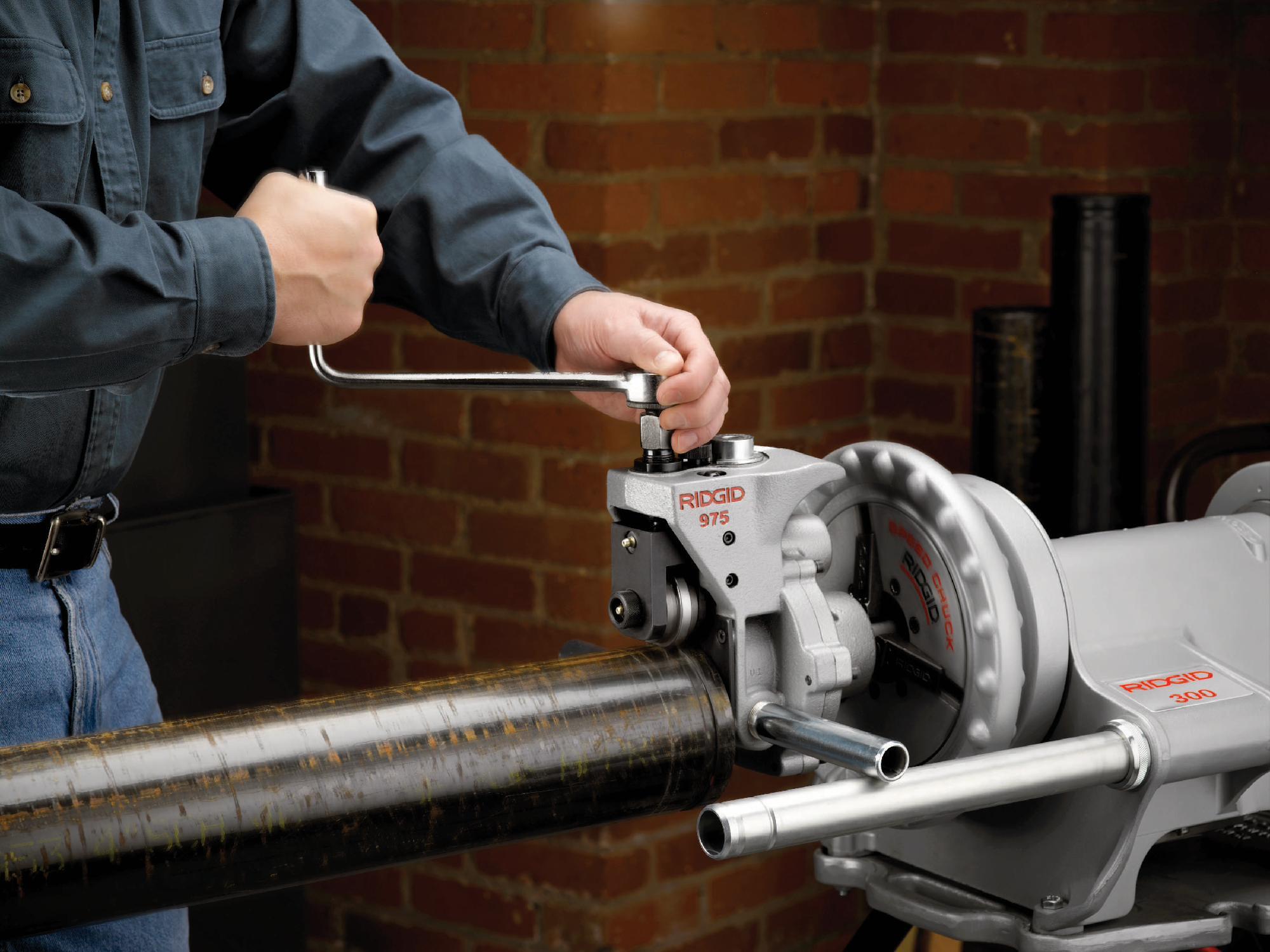 Ridgid 975 Combo Roll Groover 25638 - Professional Pipe Grooving Tool for HVAC, Plumbing & Industrial Use