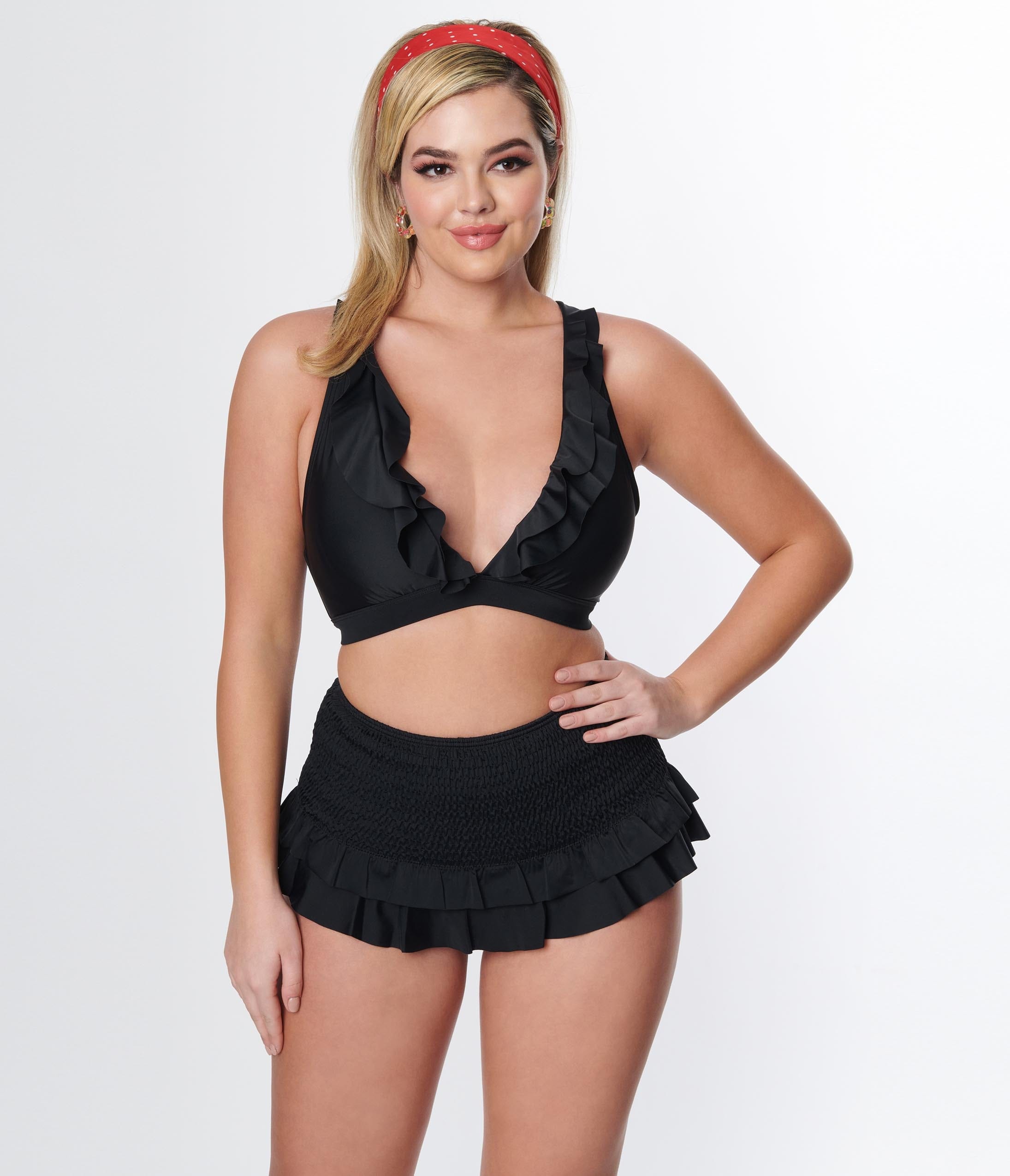 Vintage Black Ruffle Halter Swim Top - Retro Beachwear for Women, Stylish Swimwear for Pool Party & Summer Vacation