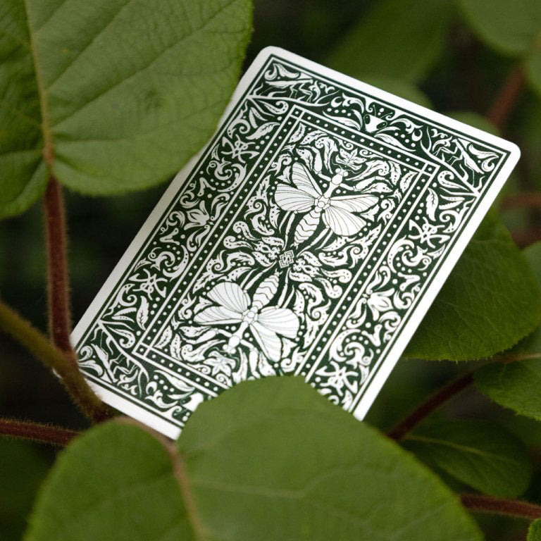 Premium Mantis Playing Cards - Elegant & Durable Deck for Poker, Magic Tricks & Cardistry - Perfect for Game Nights, Parties & Professional Performances
