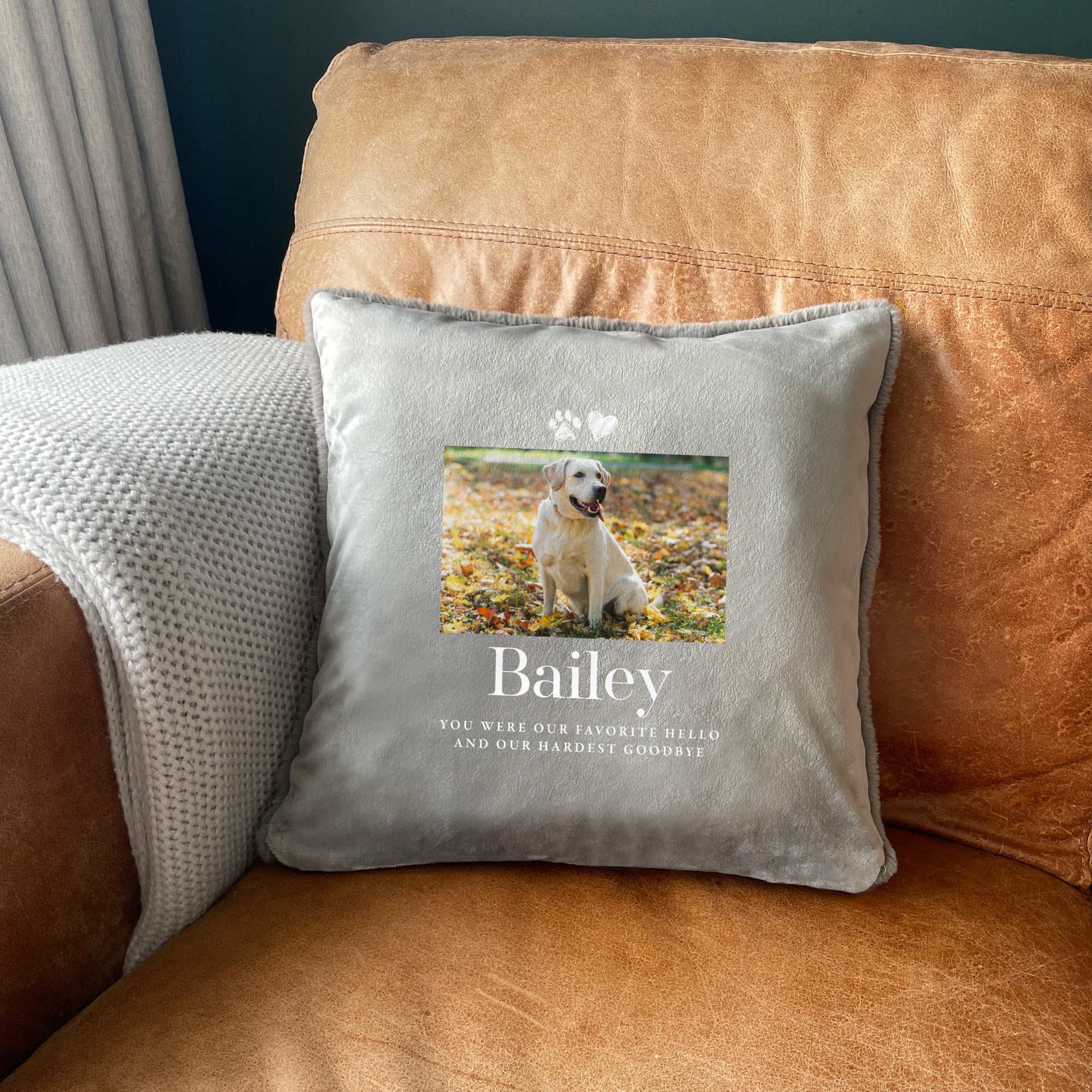 Personalized Custom Photo & Message Pet Memorial Cushion - Faux Fur Throw Pillow for Dog & Cat Lovers - Perfect for Home Decor, Gifts & Pet Loss Comfort