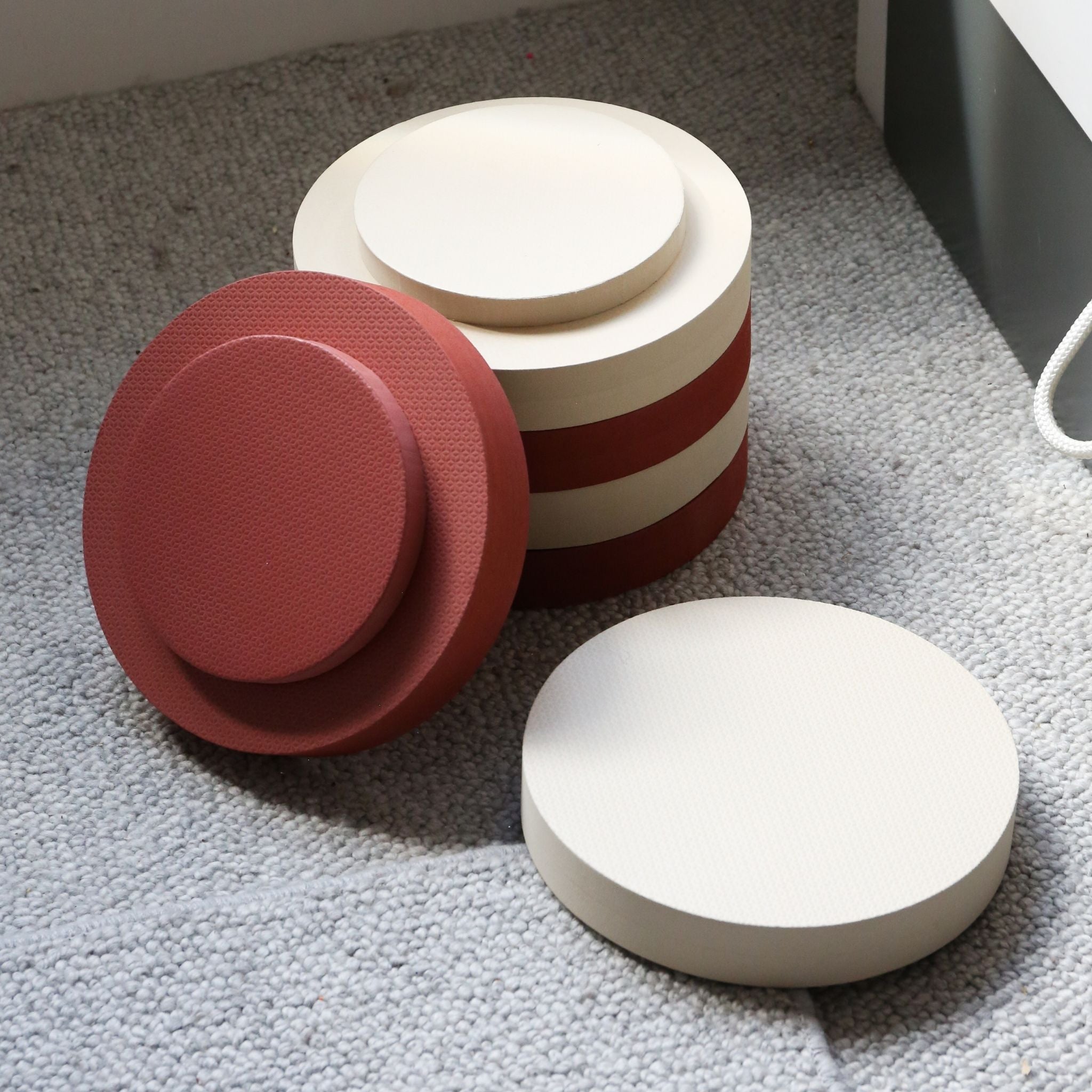 OYOY Iro Foam Stacking Stool - Vanilla & Nutmeg Color - Lightweight Modern Stool for Kids Room, Nursery, or Outdoor Play Area