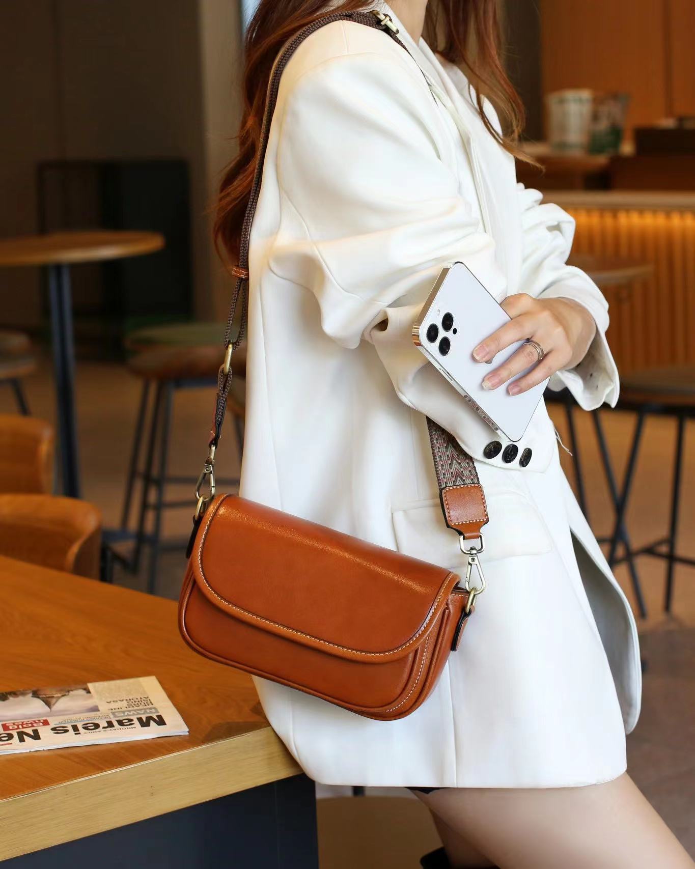 Stylish Leather Flap Crossbody Bag for Women - Fashionable Shoulder Purse for Daily Use, Travel & Shopping