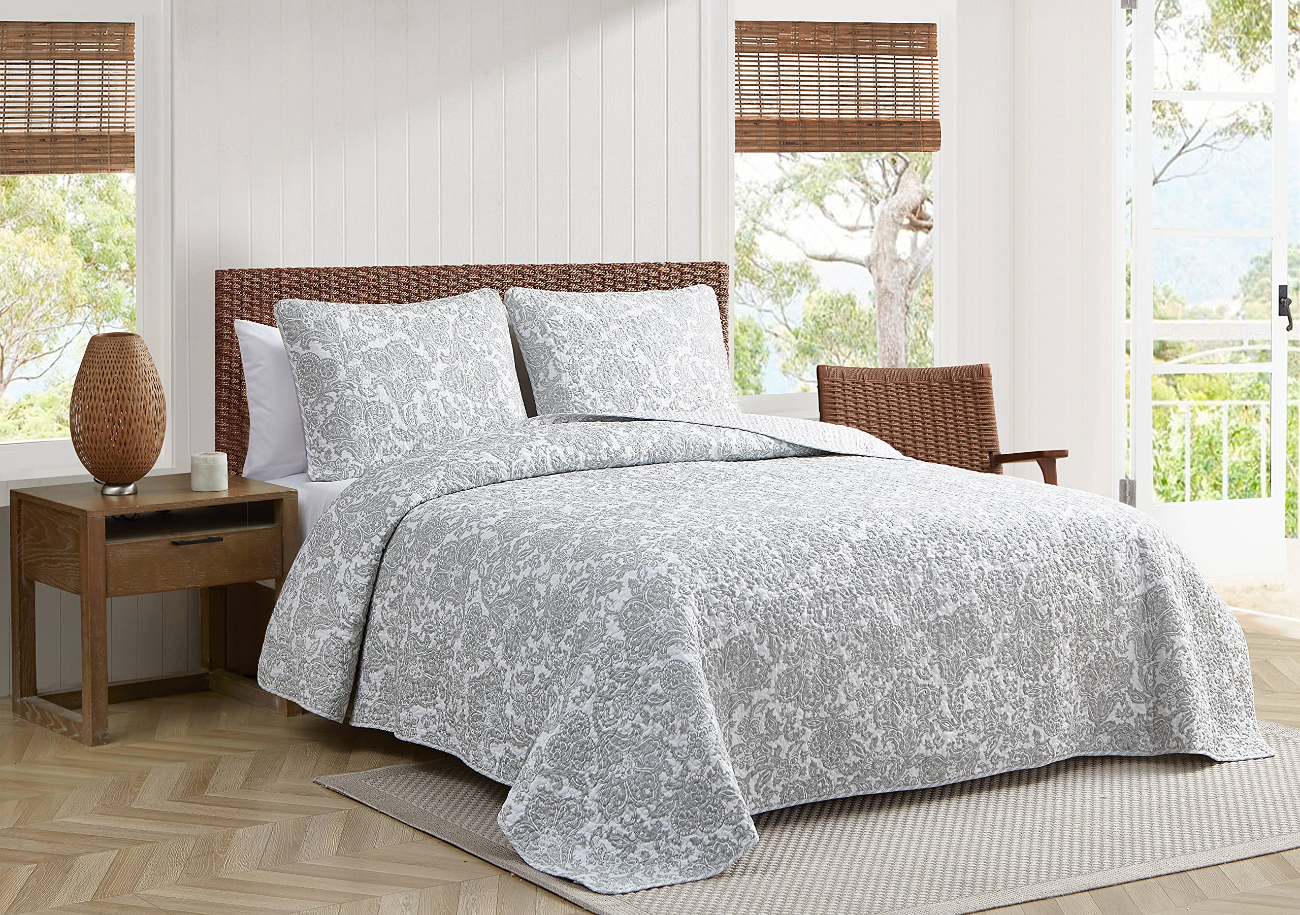 Reversible Cotton Quilt Set with Matching Sham - Lightweight All-Season Bedding for Twin Beds - Island Memory Grey - Perfect for Guest Rooms, Dorms & Cozy Bedroom Decor