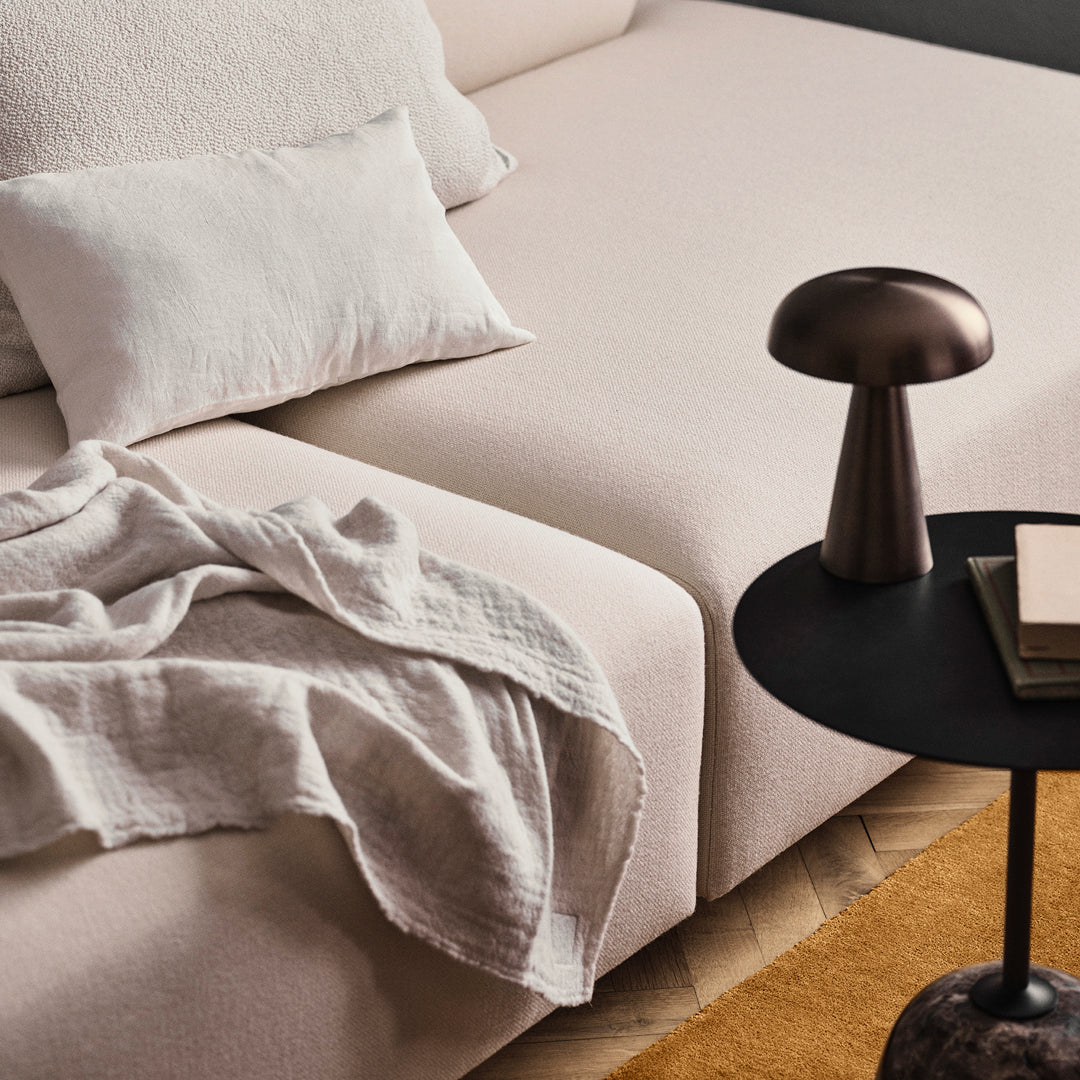Soft & Cozy SC34 Fleece Blanket - Perfect for Bed, Couch & Travel - Machine Washable & Hypoallergenic