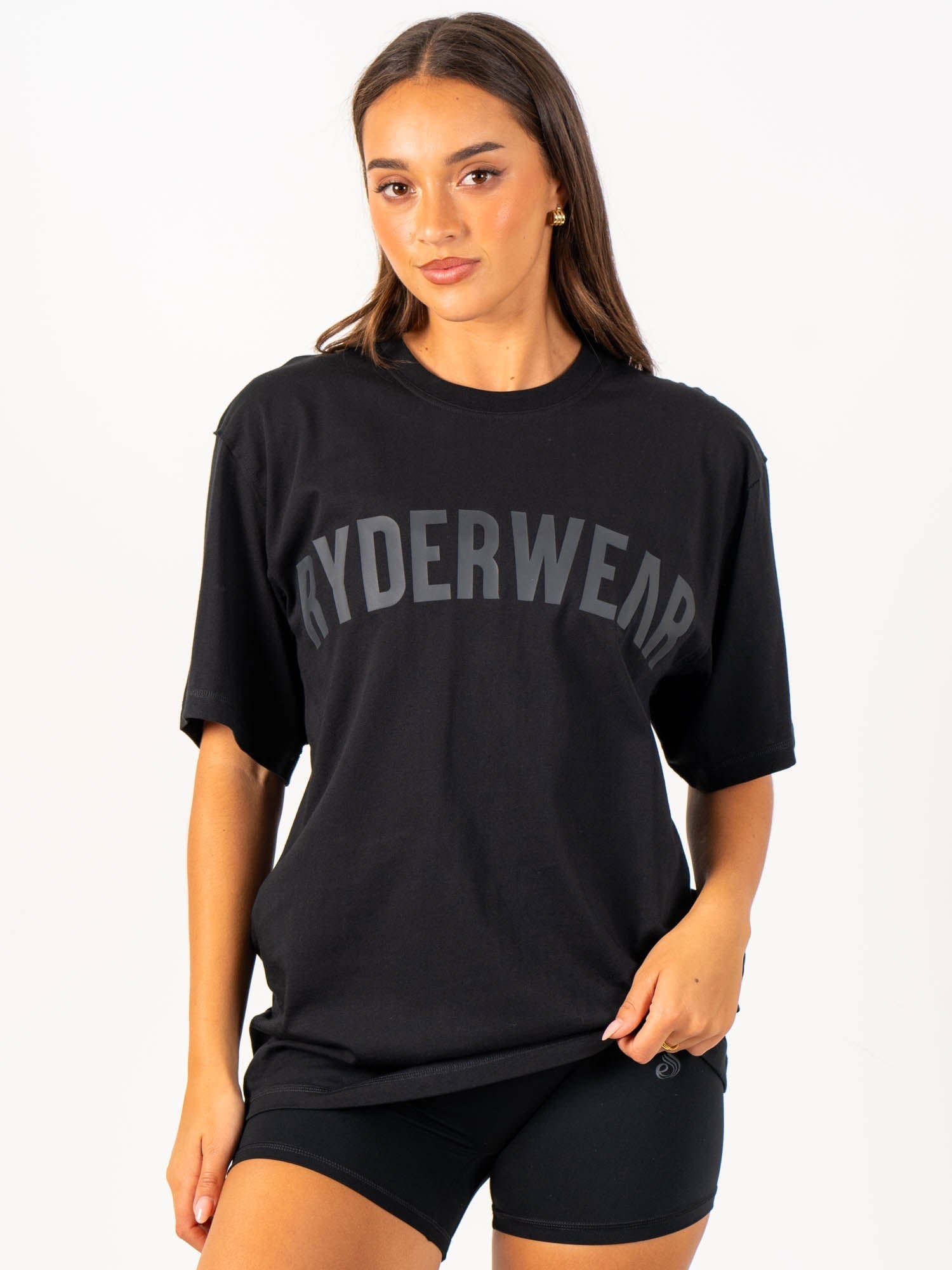 Force Oversized T-Shirt for Men & Women - Black | Comfortable Streetwear & Casual Wear for Everyday Outfits