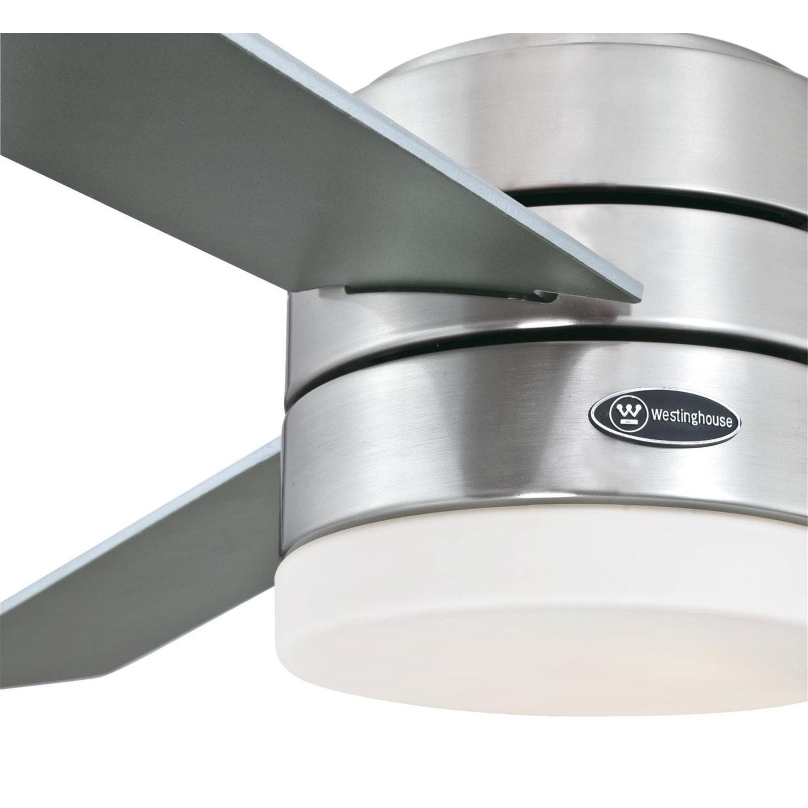 Westinghouse Alta Vista Ceiling Fan with Remote Control - 52 Inch Indoor/Outdoor LED Light Kit - Modern Flush Mount for Bedroom, Living Room & Patio