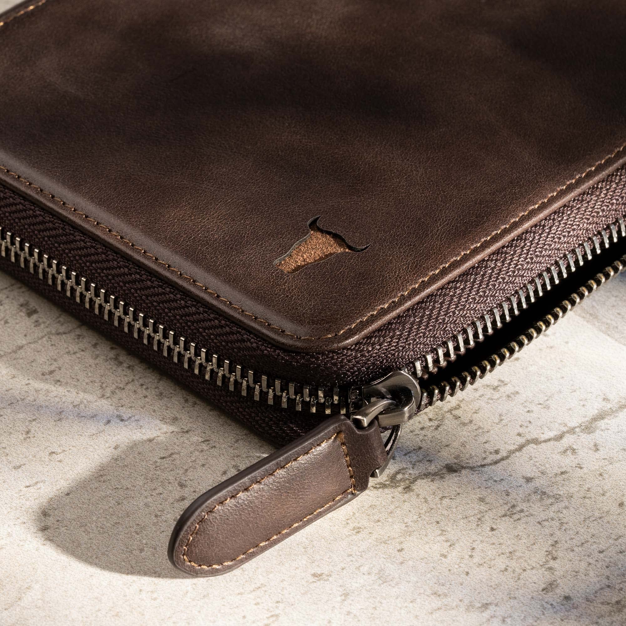 TORRO Genuine Leather Travel Wallet - RFID Blocking Passport Holder & Detachable Card Organizer for Men & Women | Perfect for Airplane Travel, Vacation & Business Trips