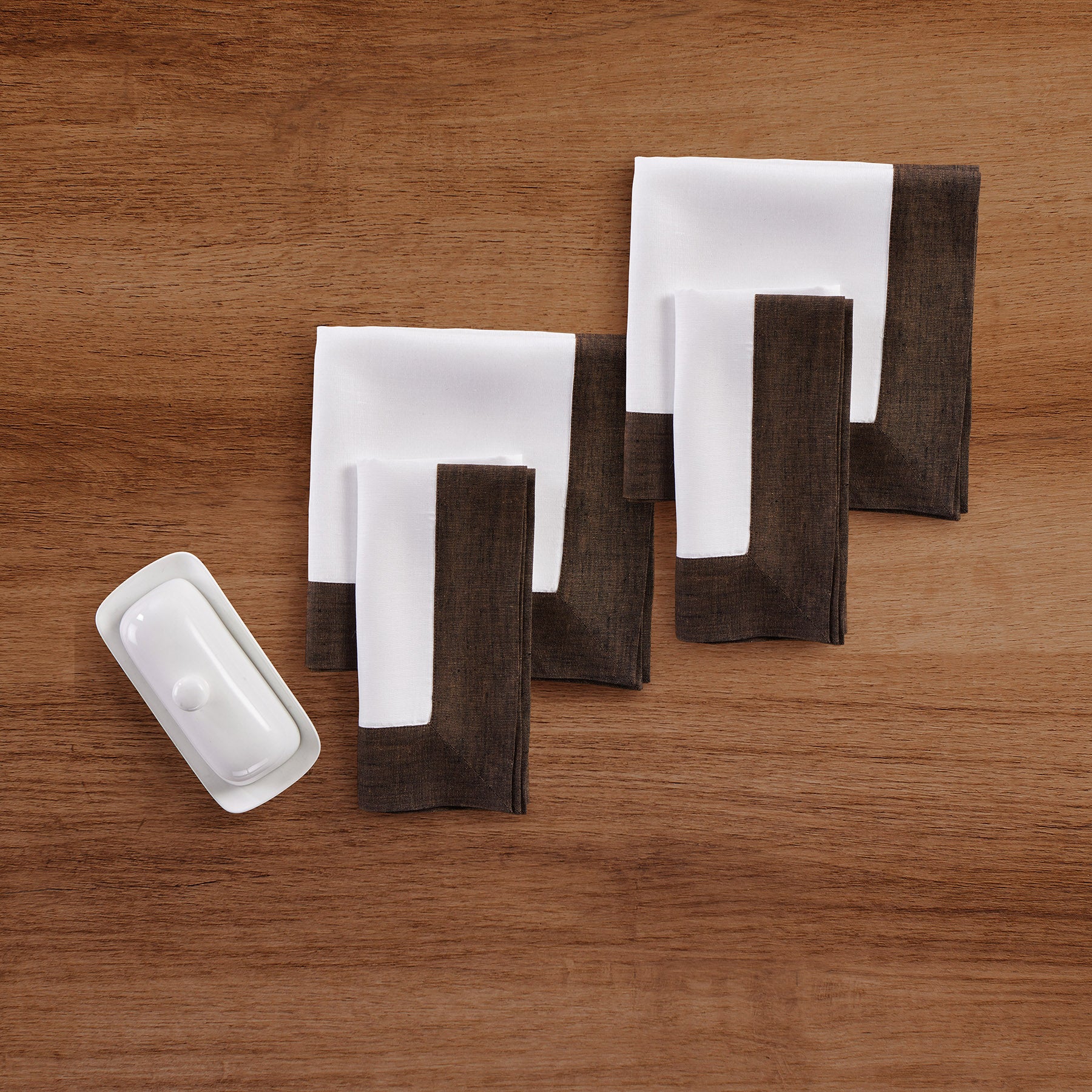 Elegant Contempo Napkins - Set of 4 Premium Cotton Dinner Napkins for Formal Dining, Parties & Special Occasions