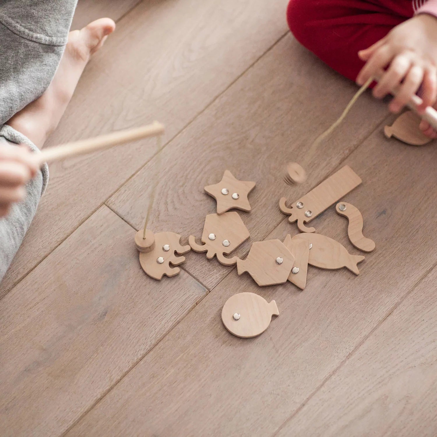 Babai Wooden Magnetic Fishing Game Set - Fun Montessori Toy with Geometric Fish for Kids - Perfect for Early Learning, Birthday Gifts & Family Game Night