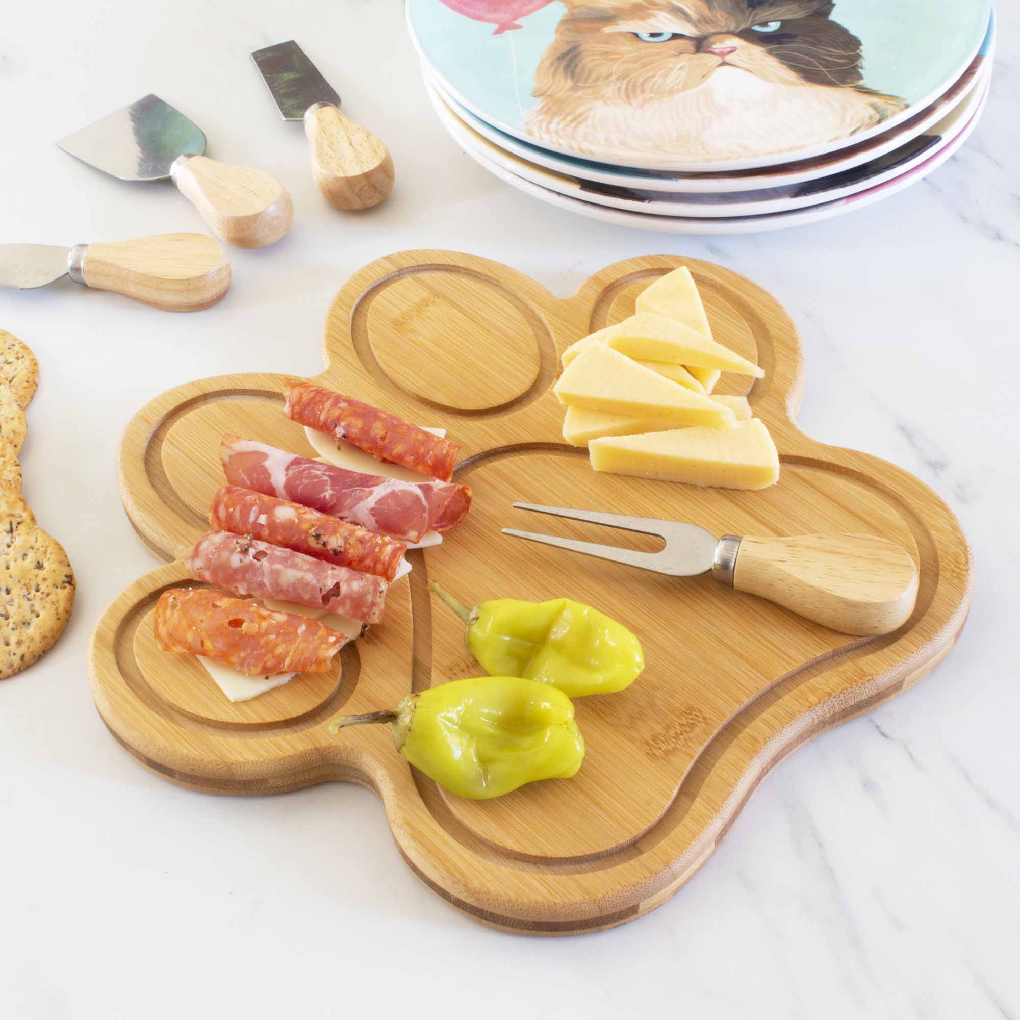 Paw Shaped Cutting Board - 11 x 10 Inch Non-Slip Kitchen Chopping Board for Meat, Fruits & Vegetables - Perfect for Pet Lovers & Home Cooking
