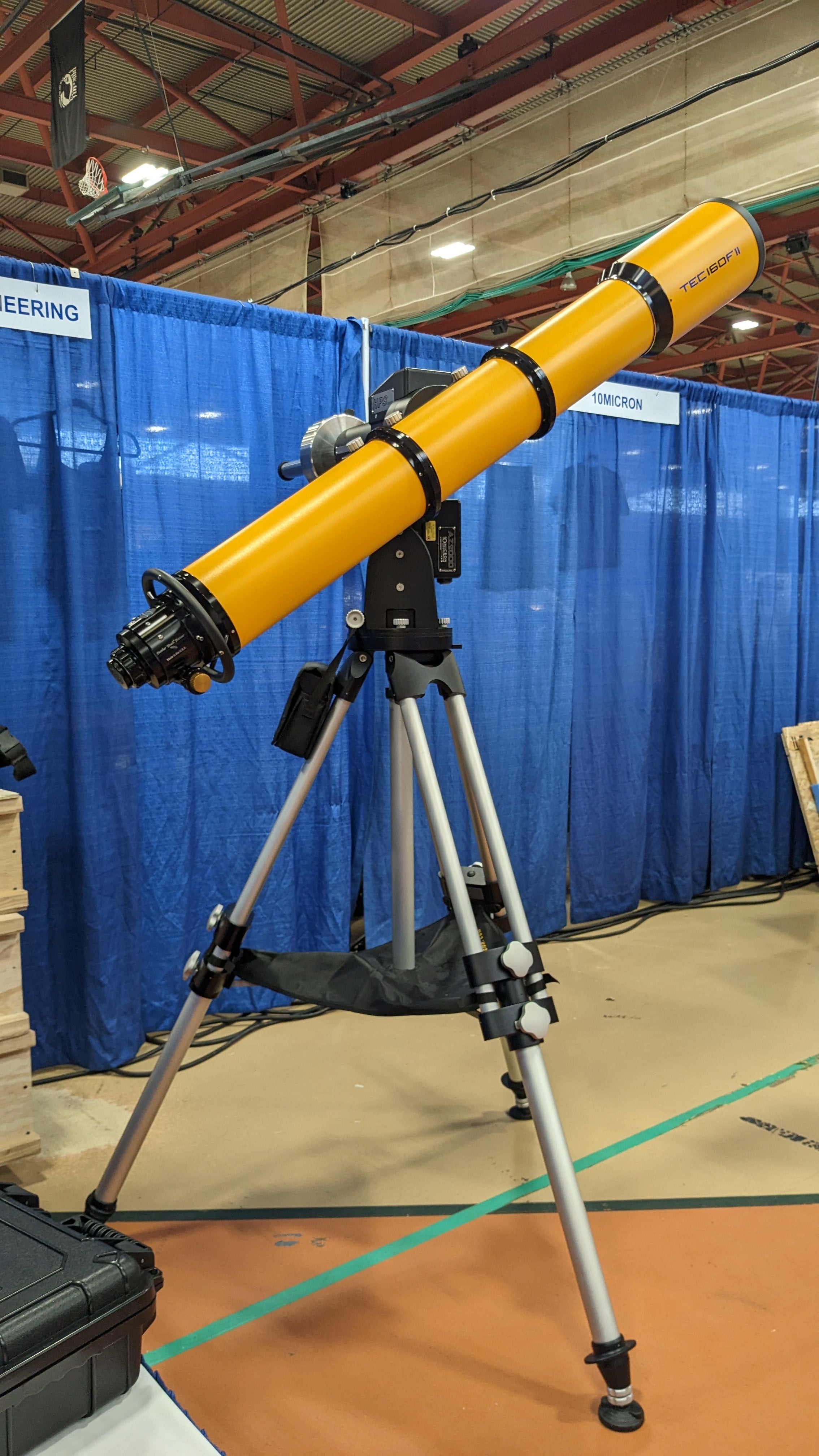 APO160FL F/11 Telescope - High Performance Refractor for Astrophotography & Stargazing - Perfect for Backyard Astronomy and Night Sky Observation