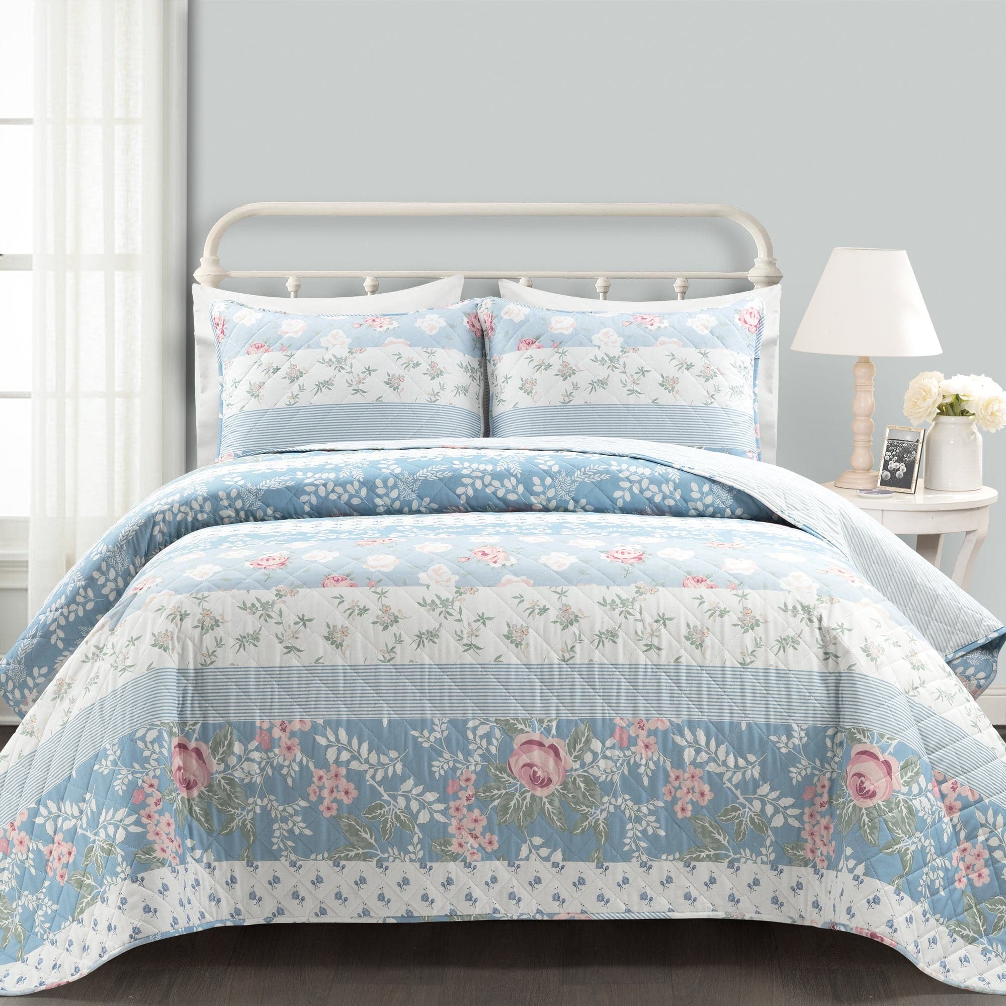 Cottagecore Floral Stripe Cotton Quilt 3-Piece Bedding Set - Soft & Cozy for Farmhouse, Boho, or Vintage Style Bedrooms