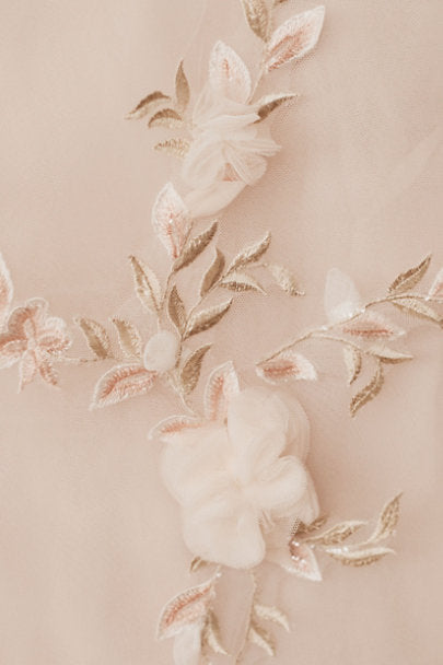 BHLDN Wtoo Tippi Wedding Gown - Elegant Lace Bridal Dress for Bride, Perfect for Beach, Garden & Outdoor Ceremonies