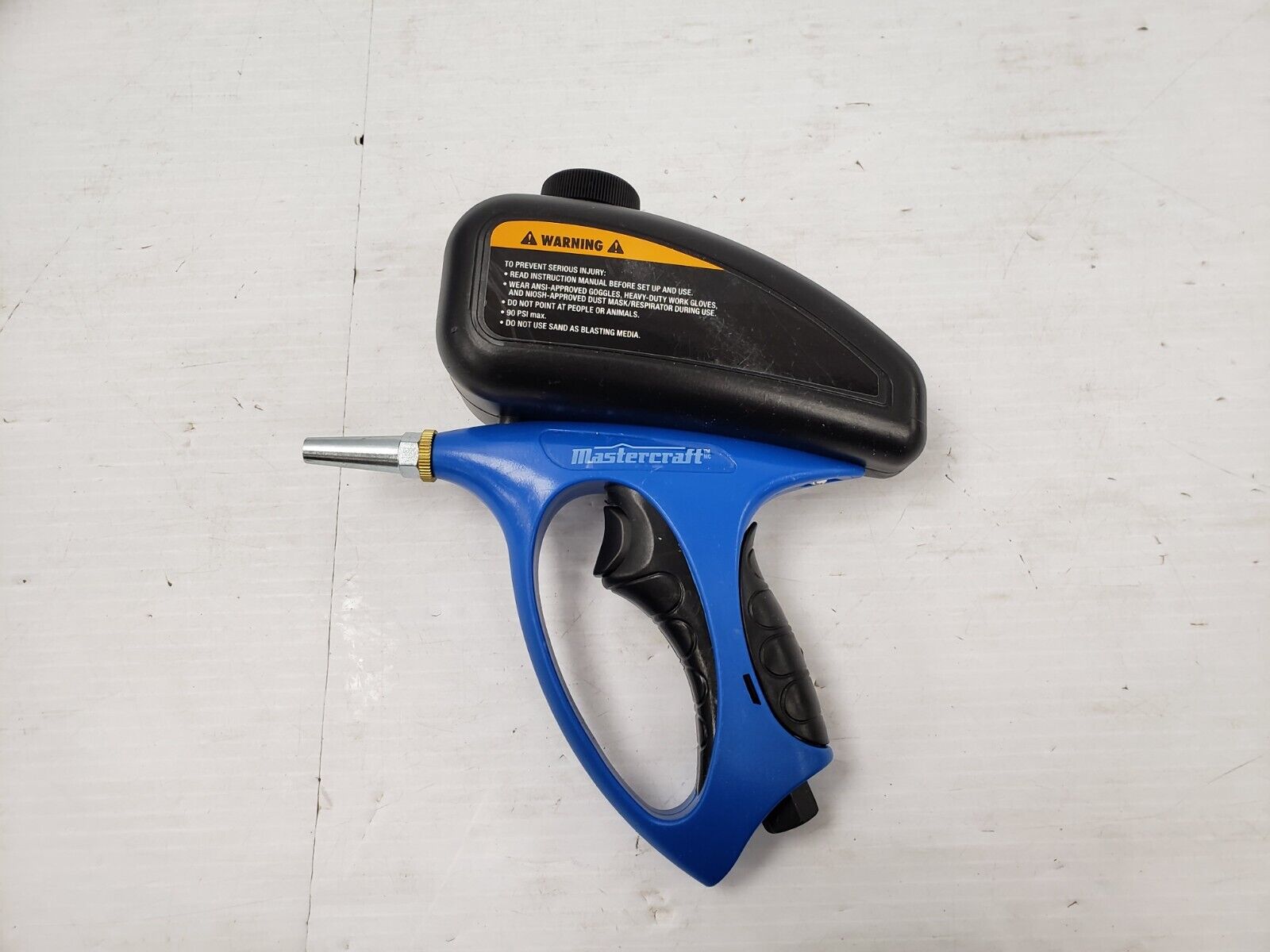 Mastercraft 05894460 Spot Blaster Gun - Professional Sandblasting Tool for Rust Removal & Surface Preparation | Ideal for Auto Body Repair, Metal Restoration & DIY Projects