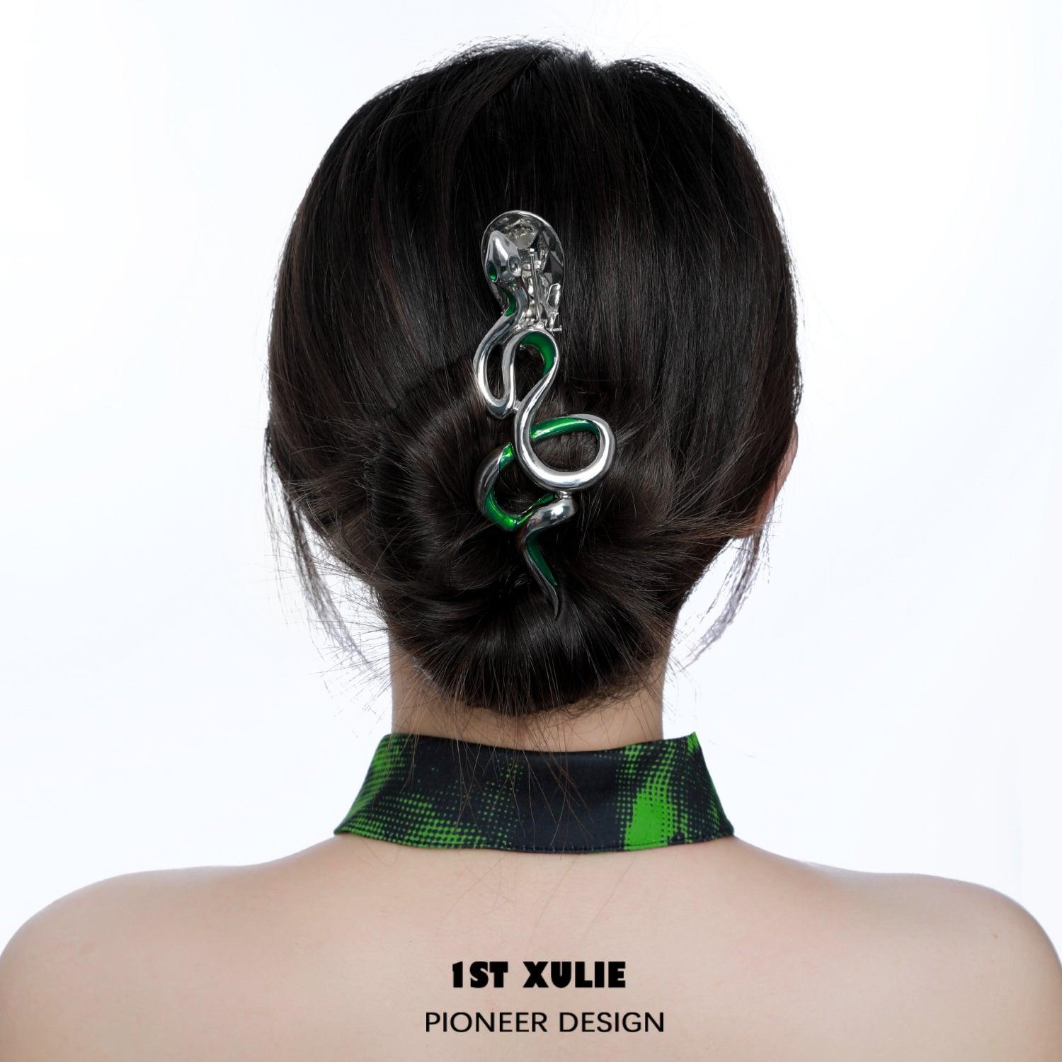 Slytherin House 18k Gold Plated Giant Snake Hair Clip - Harry Potter Inspired Hairpin for Cosplay, Halloween Costume & Witchy Fashion Accessories