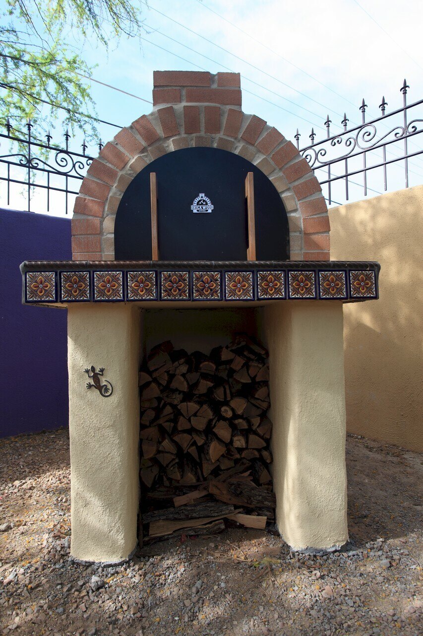 Scratch N' Dent Mattone Barile Series Outdoor Pizza Oven - Perfect for Backyard BBQs, Patio Cooking & Italian-Style Wood Fired Pizza Making