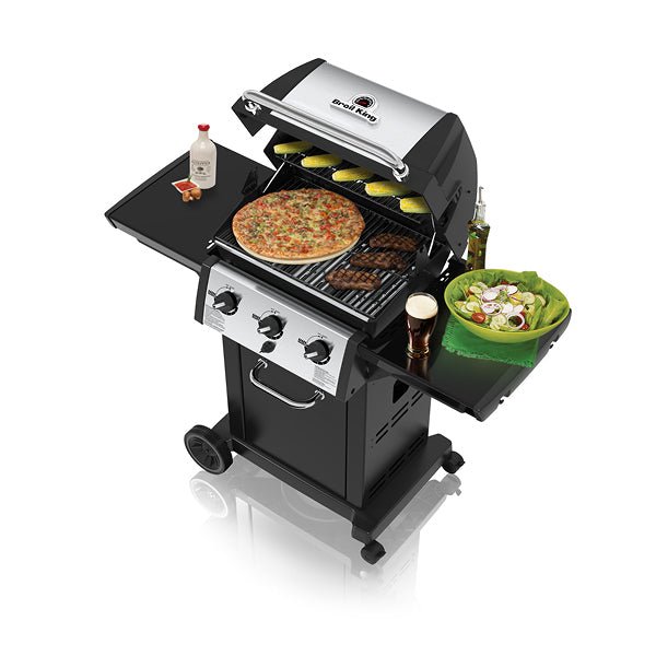 Broil King Monarch 320 3-Burner Liquid Propane Gas Grill - Perfect for Backyard BBQs, Outdoor Cooking & Family Gatherings
