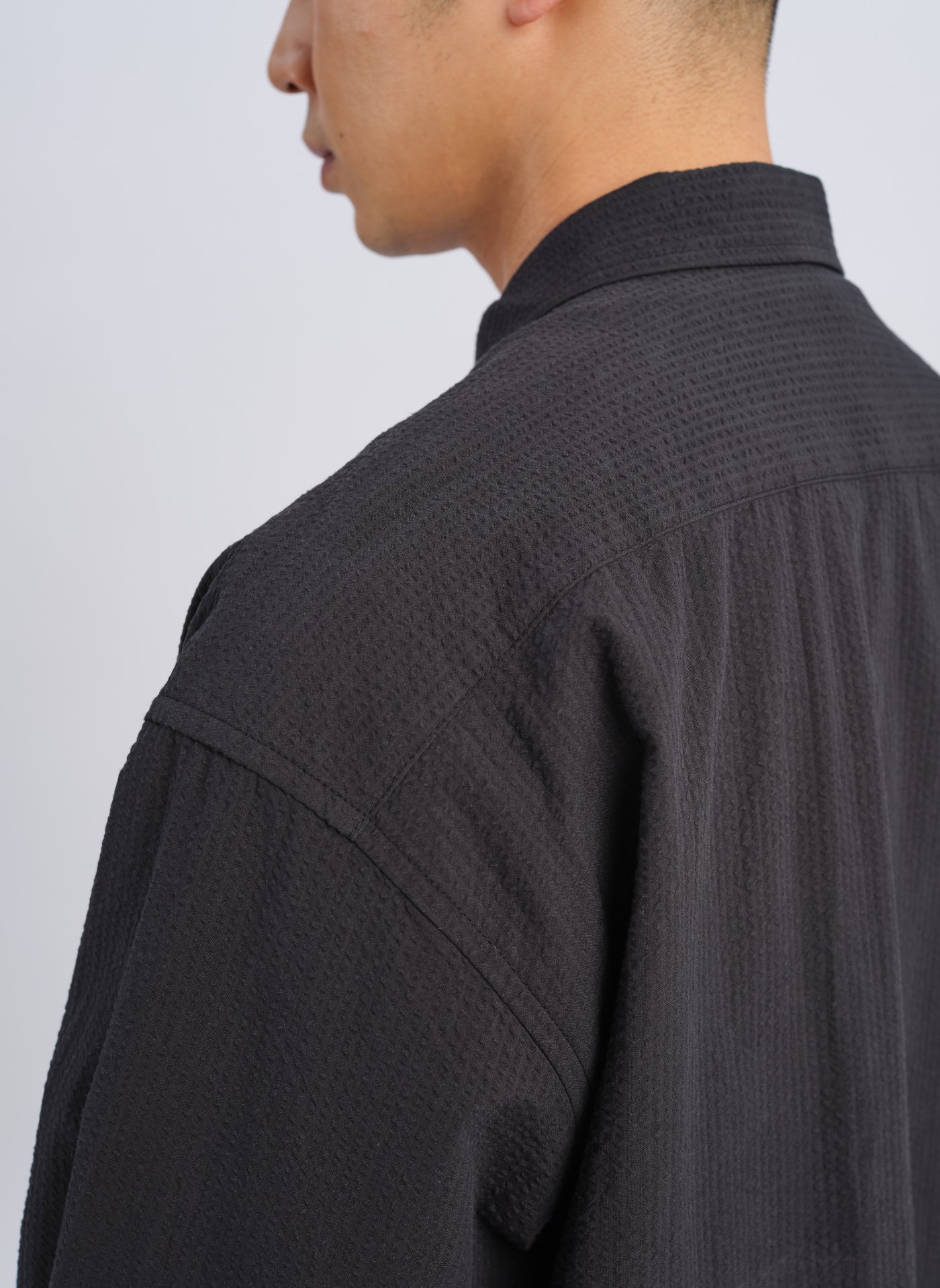 Men's Classic Cotton Seersucker Utility Pocket Shirt - Breathable Summer Casual Button Down for Outdoor Activities & Travel