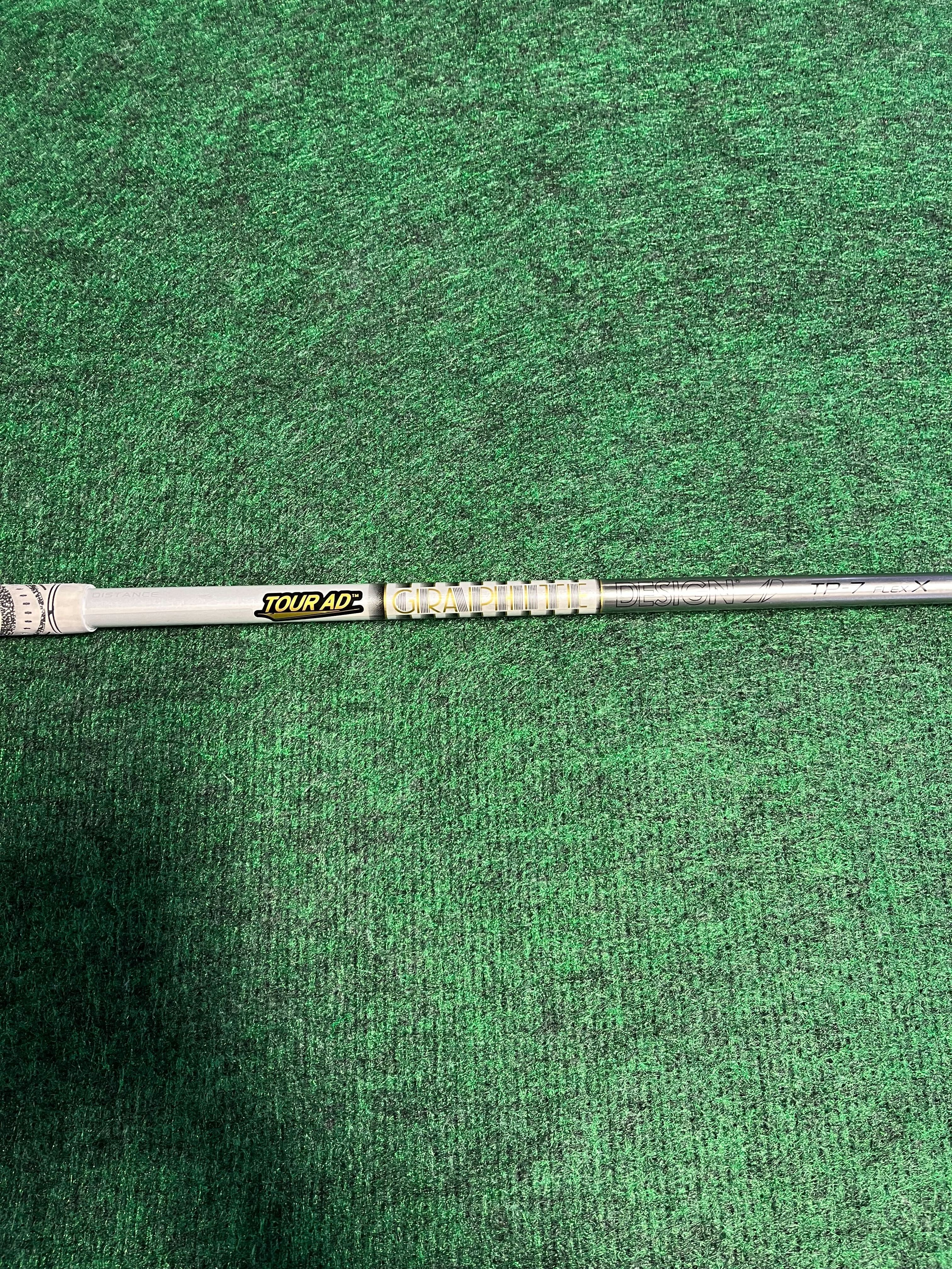 Graphite Design TP 7 Wood Shaft - Extra Stiff Flex 42.5 Inches | High Performance Golf Club Shaft for Long Drives & Precision Shots | Perfect for Golfers Seeking Distance & Control on the Course