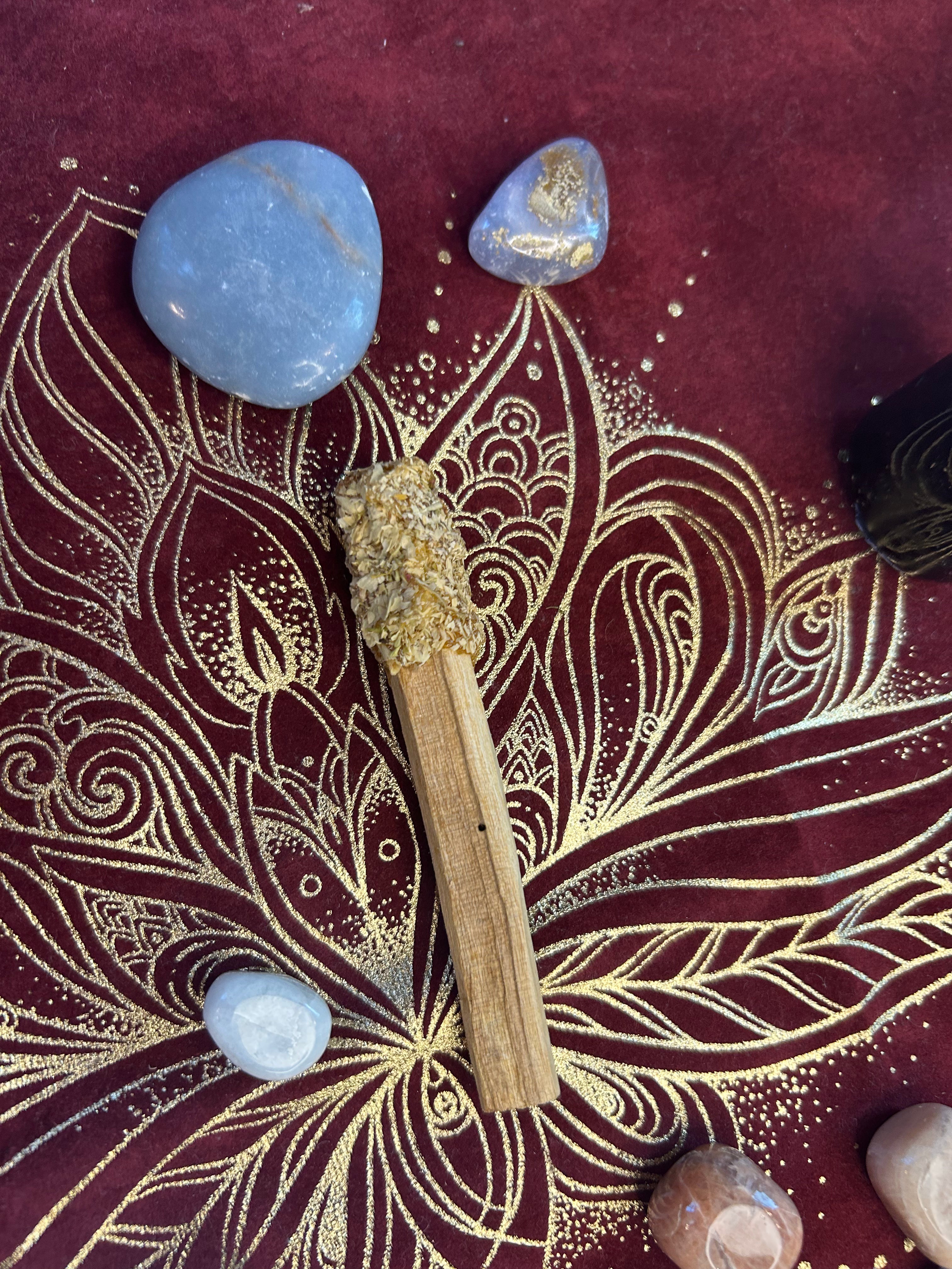 Premium Jasmine Copal Dipped Palo Santo Sticks - Natural Incense for Meditation, Yoga & Spiritual Cleansing - Aromatherapy & Home Blessing Ceremony Use