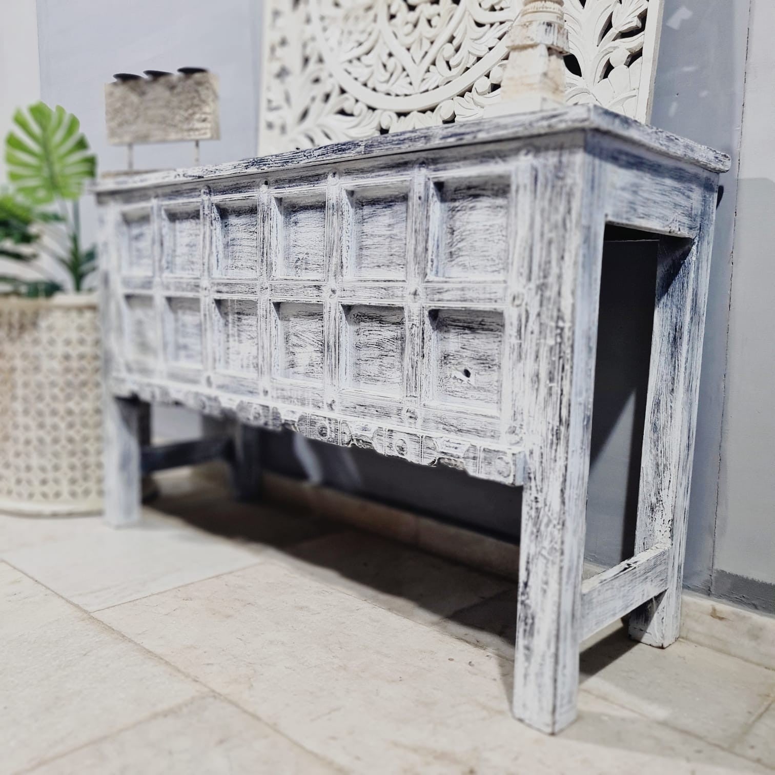 Handmade Carved Indian Solid Hardwood Console Table - Rustic Grey Finish - 45.3
