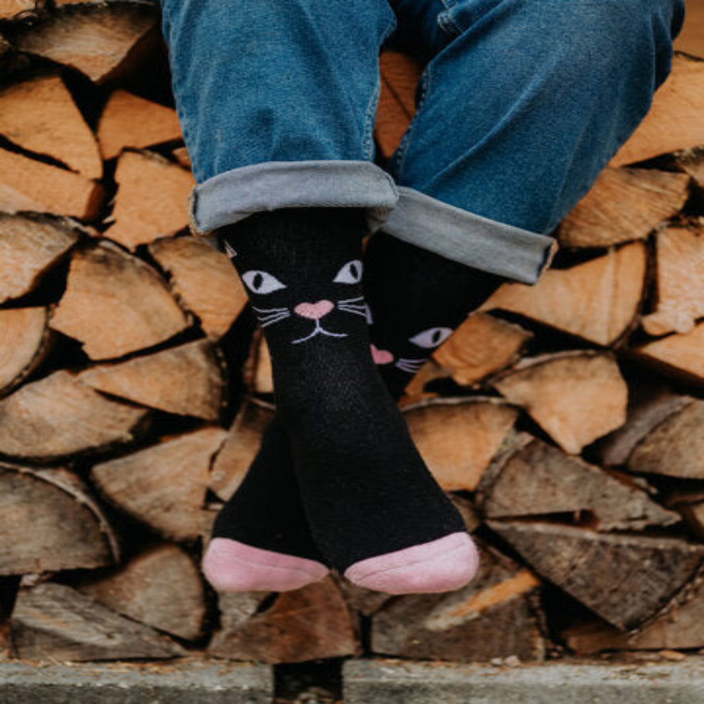 Cozy Thermal Socks for Cats - Winter Warm Fleece-Lined Pet Socks with Non-Slip Grip - Perfect for Cold Weather & Indoor Comfort