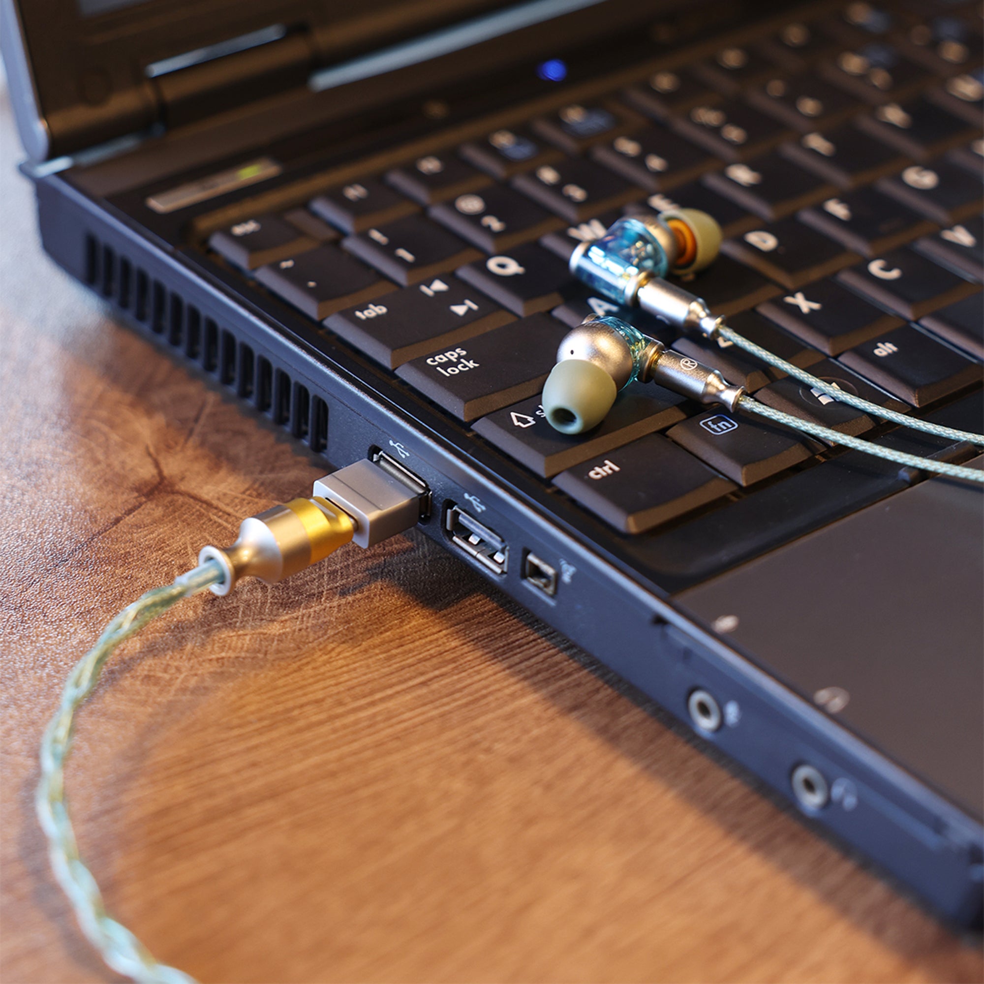 ddHiFi E2023S Janus3 HiFi Earphones with USB-C DAC Cable - Premium Sound for Audiophiles, Travel, and Studio Use