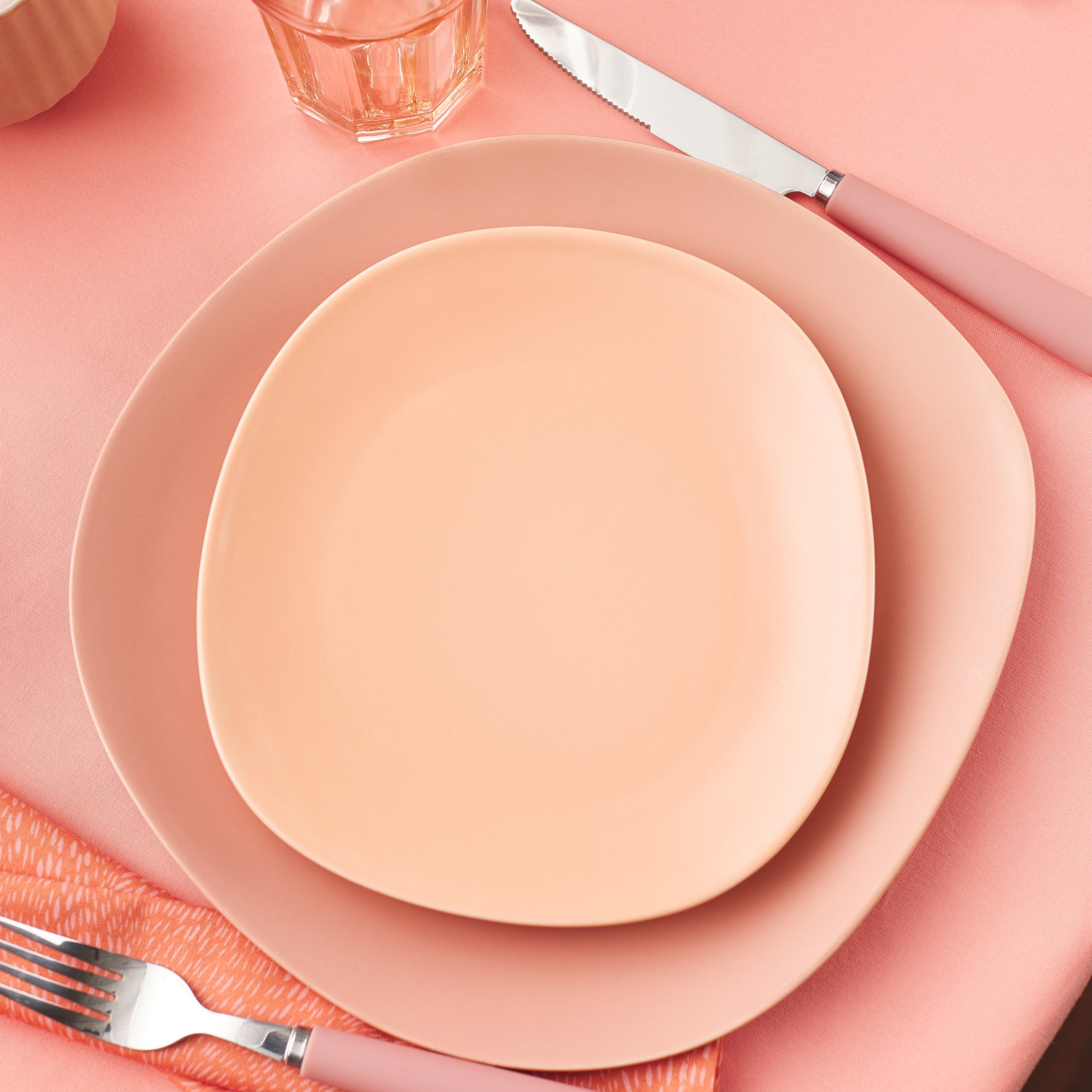 Delilah Porcelain Dinner Plate Set - 6-Piece Elegant Bone China Plates for Fine Dining, Parties & Home Decor