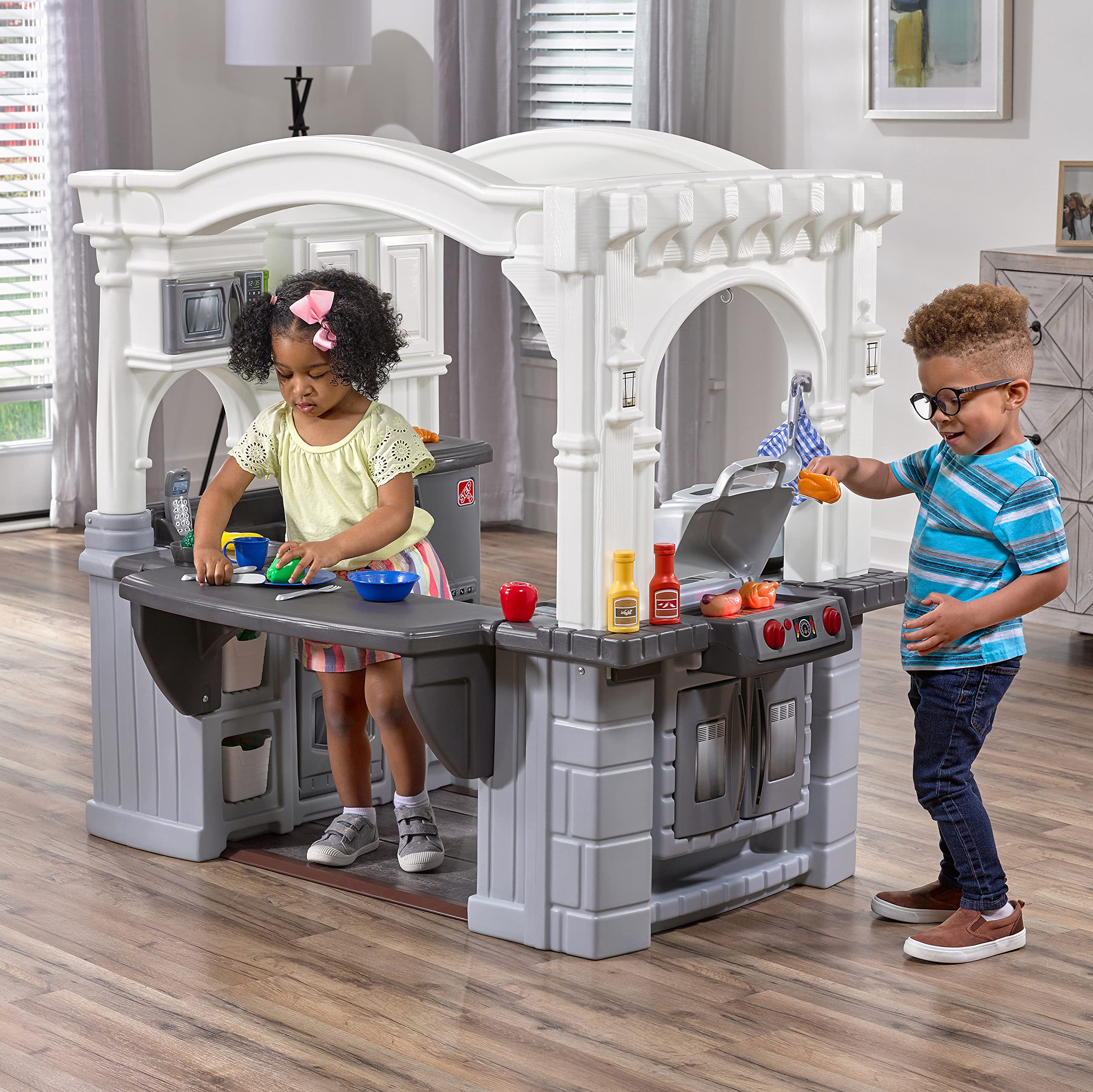 Step2 Grand Walk-in Kitchen & Grill Kids Playset - Indoor/Outdoor Pretend Play Kitchen with Lights & Sounds - 103-Piece Toy Accessories for Toddlers 2+ Years - Durable Plastic Playhouse for Backyard, Playroom & Preschool (Gray/White)