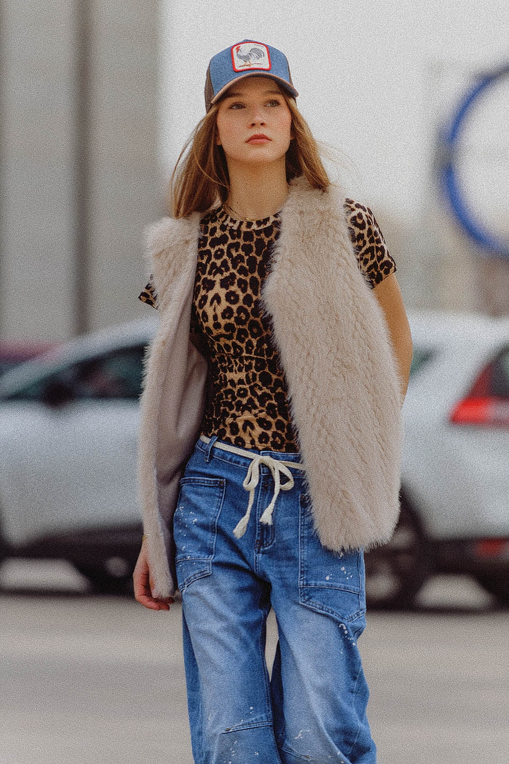 Luxury Beige Fur Vest for Women - Soft & Elegant Winter Fashion - Perfect for Parties, Weddings & Cold Weather Outfits