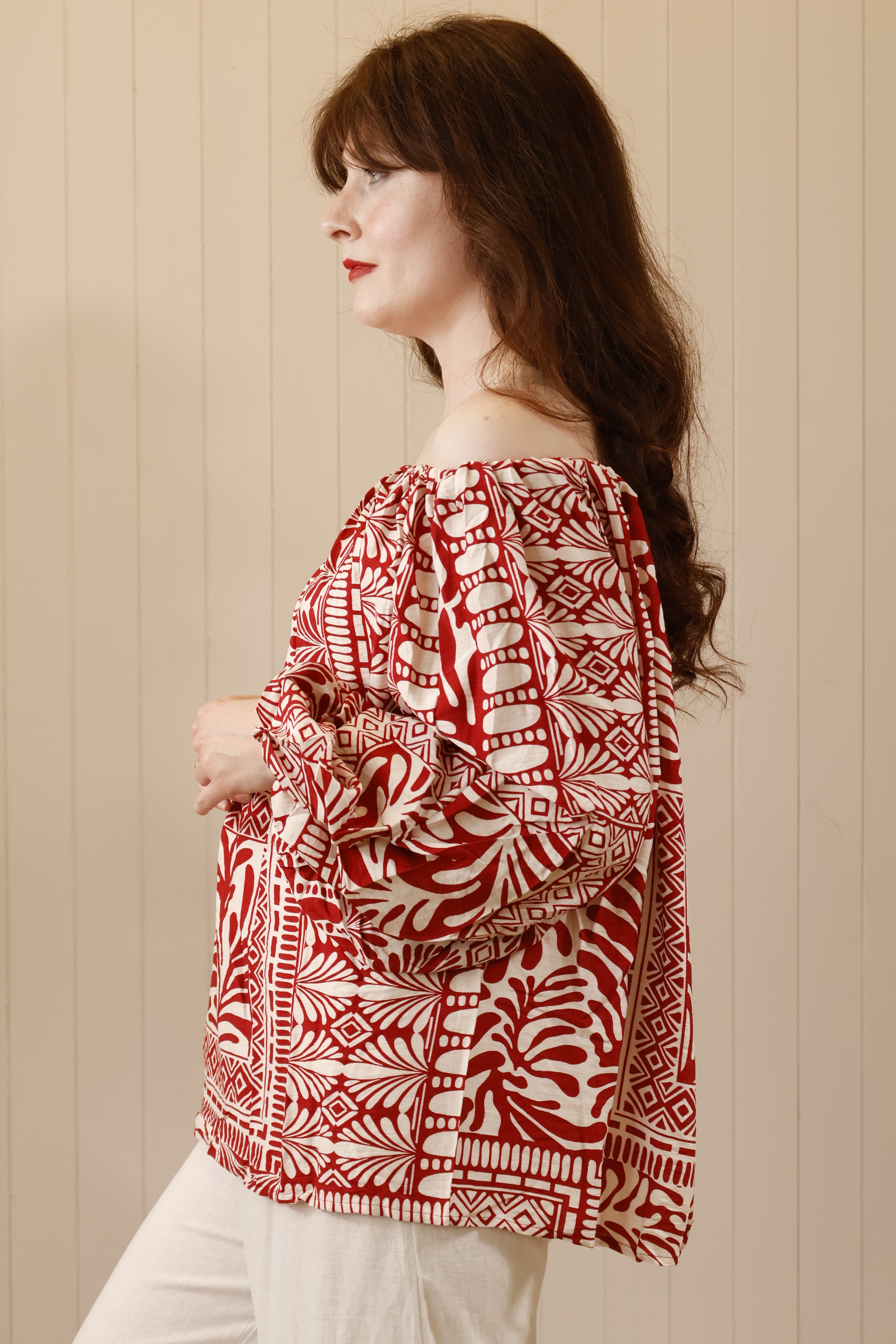 Stylish Geo Print Balloon Sleeve Blouse in Red - Perfect for Casual Outings & Date Nights