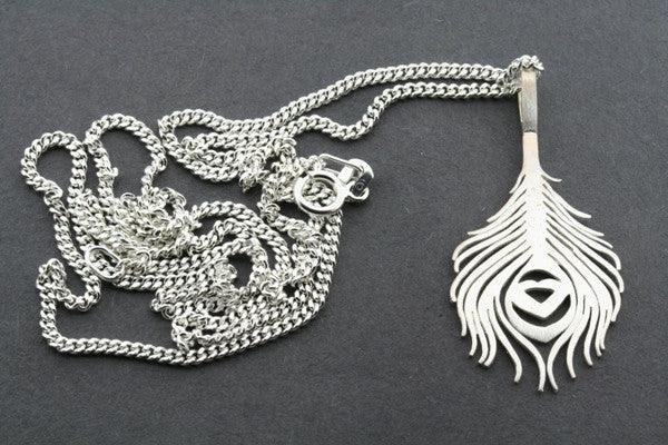 Elegant Peacock Feather Pendant Necklace with 60cm Gold/Silver Chain - Perfect for Boho Fashion, Party Jewelry & Gift Giving