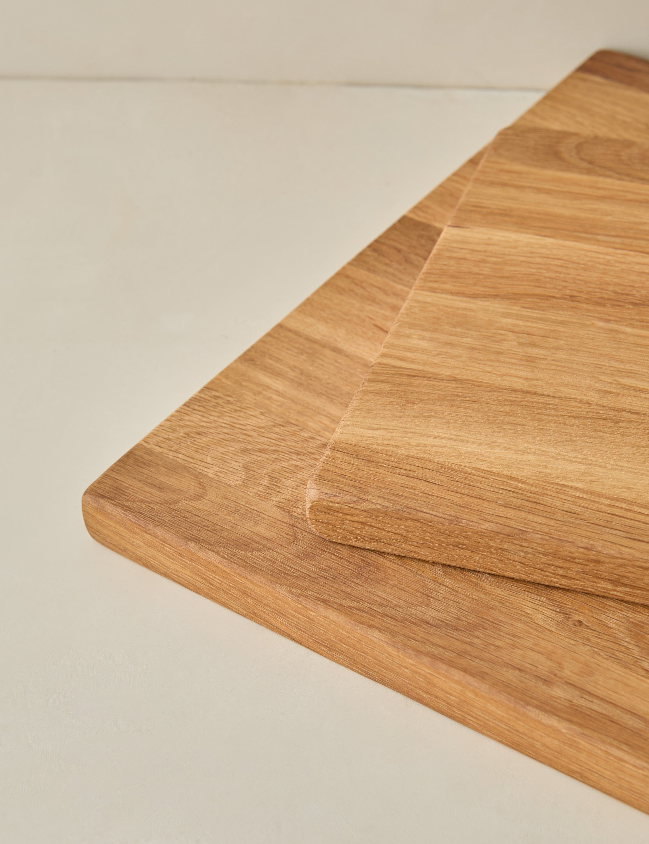 Premium Wooden Cape Cutting Board Set of 2 - etúHOME - Perfect for Kitchen Prep, Charcuterie Boards & Serving Appetizers