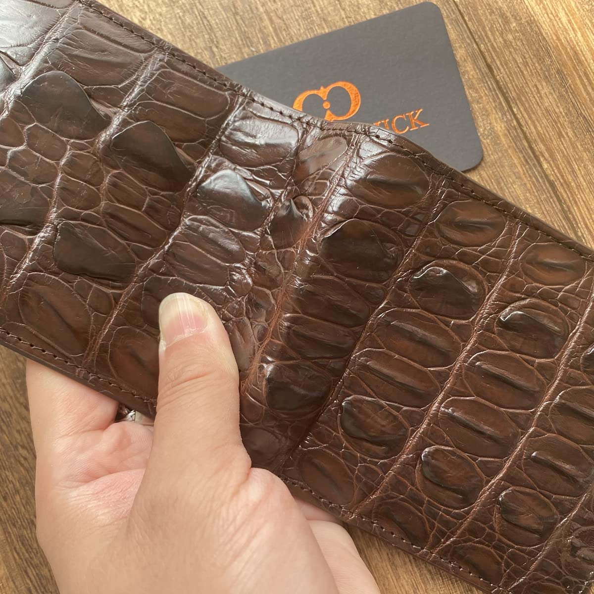 Luxury Men's Genuine Crocodile Leather Bifold Wallet - Handcrafted Premium RFID Blocking Wallet for Business & Travel - Perfect Gift for Him