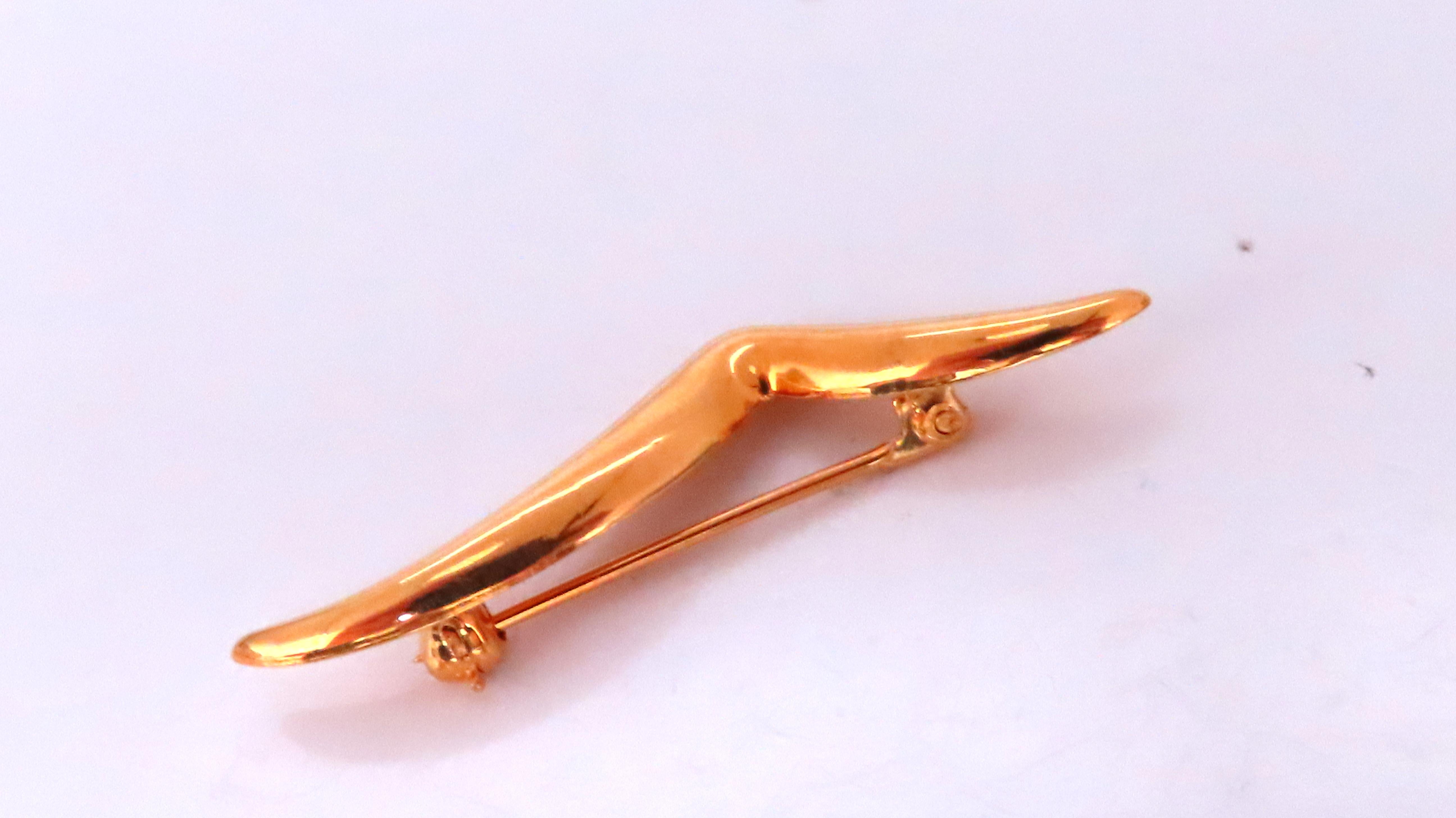 14kt Gold Emblem Iconic Pin - Elegant & Durable Jewelry for Collectors, Gifts & Special Occasions