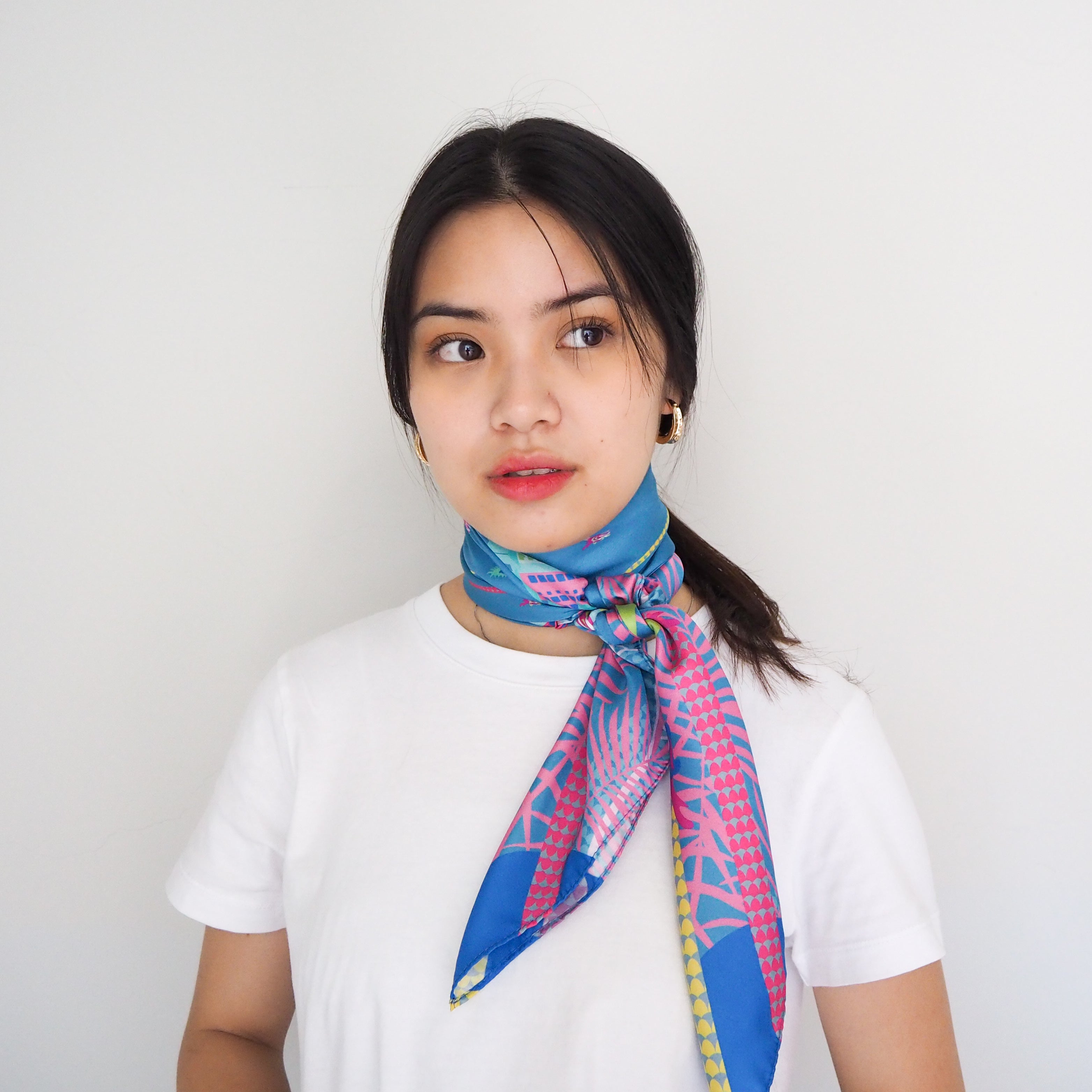 Exquisite Singapore Water Silk Scarf with Dragon Design - Elegant Fashion Accessory for Women, Perfect for Parties, Weddings & Special Occasions