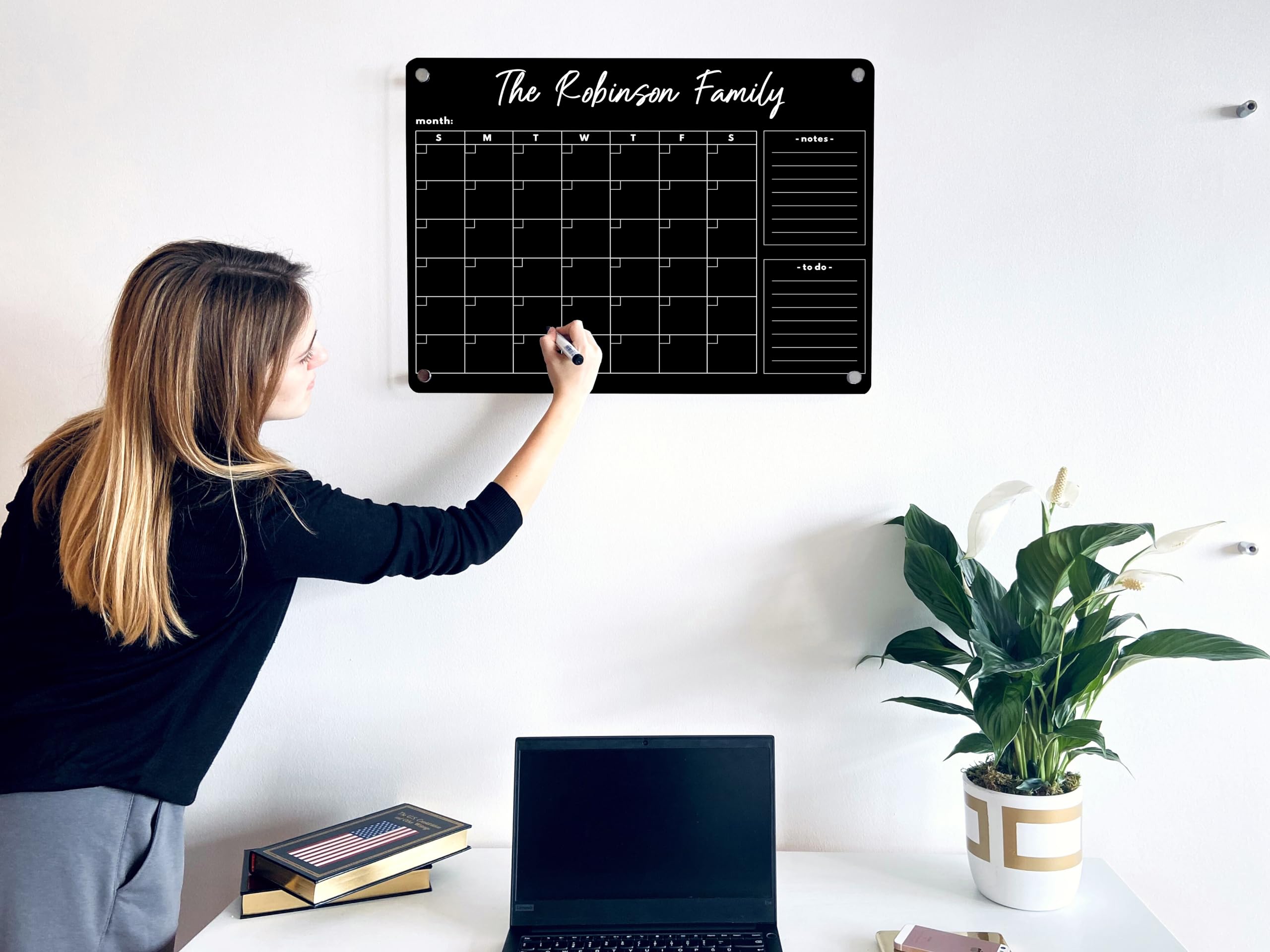 Personalized Acrylic Family Calendar 2025 - Custom Dry Erase Monthly & Weekly Planner with Marker - Perfect for Home Organization, Kitchen Planning & Family Scheduling