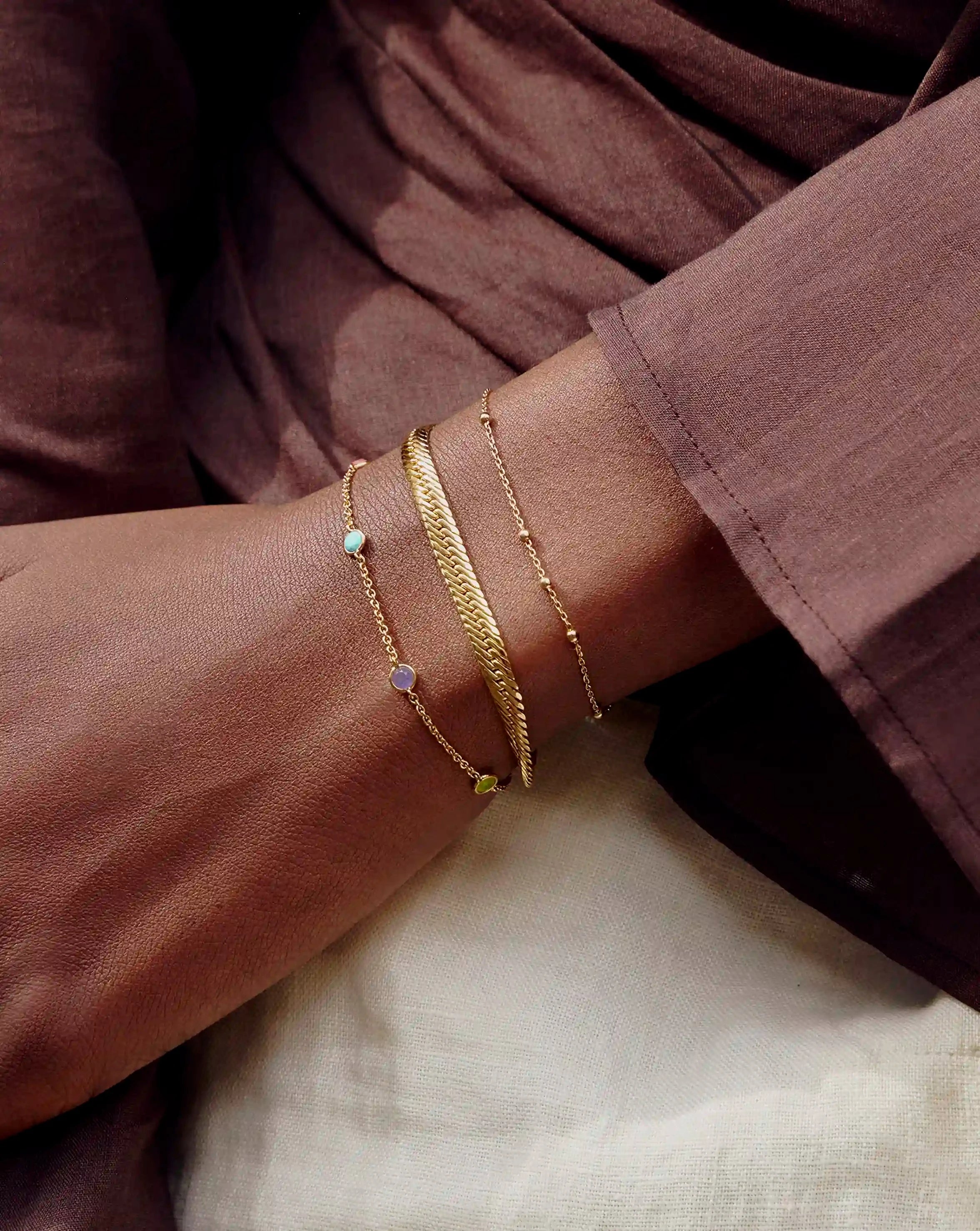 Elegant Camail Chain Bracelet for Women - Stainless Steel Adjustable Link Bracelet - Perfect for Daily Wear, Parties & Gifts