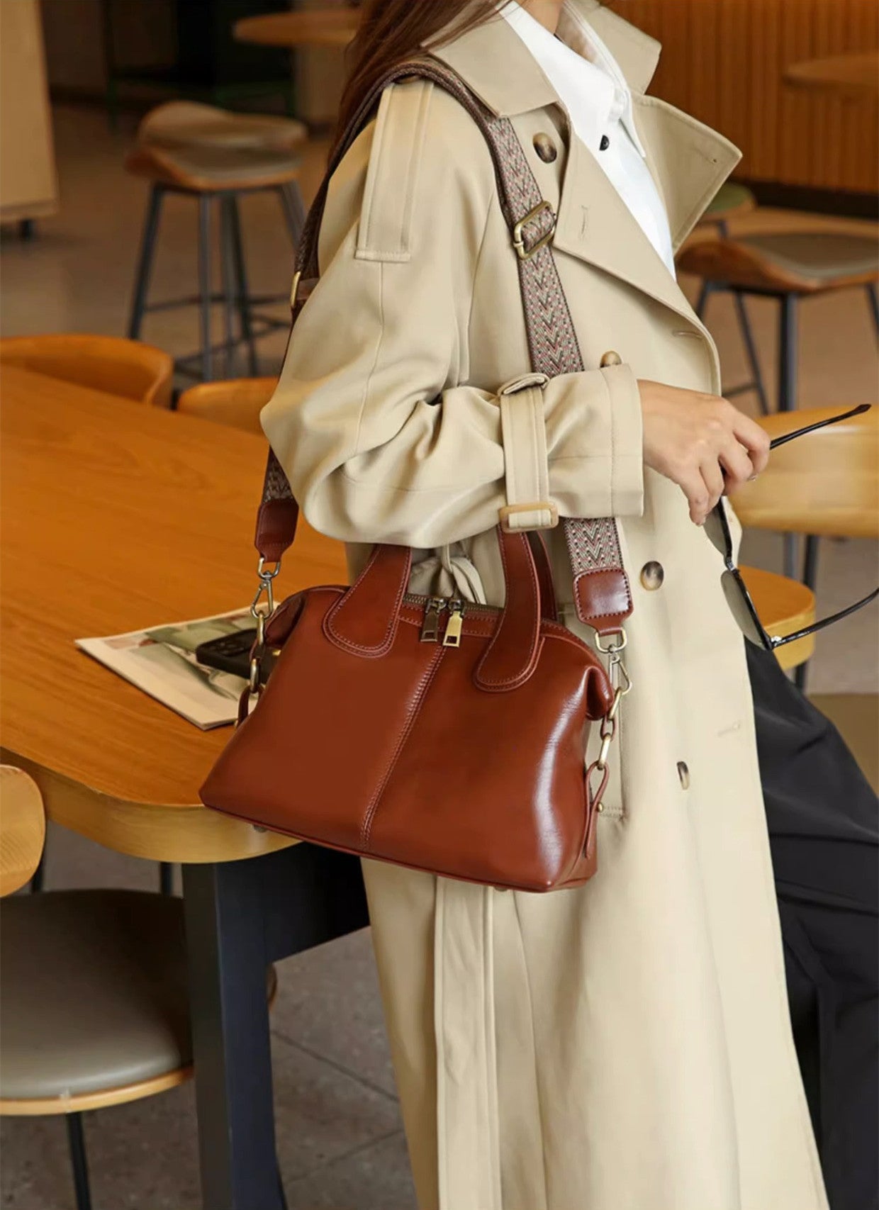 Stylish Genuine Leather Tote Bag for Women - Professional Work Bag with Multiple Pockets - Perfect for Office, Business Meetings & Daily Commute