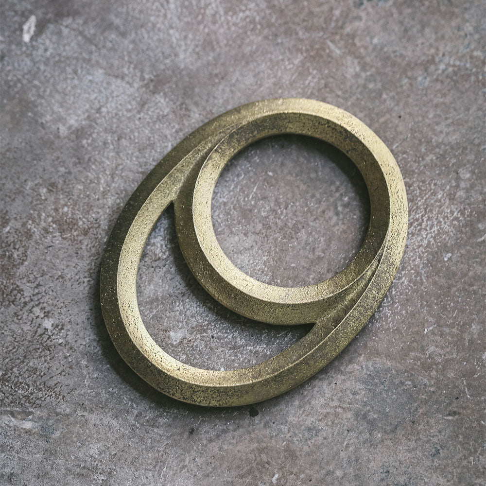 Premium Brass Bottle Opener - Vintage Style Bar Tool for Beer & Soda Cans - Perfect for Home Bars, Parties & Outdoor BBQs