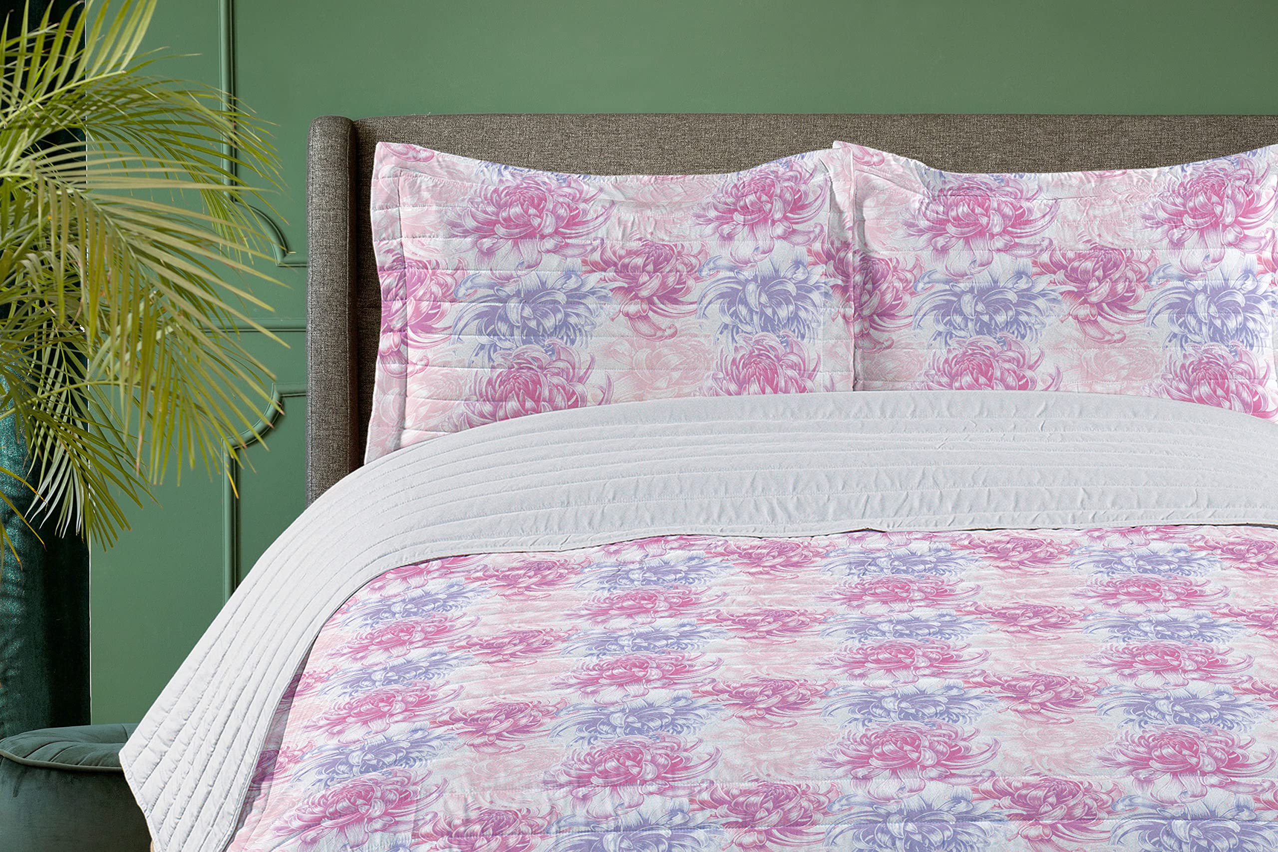 Ambesonne Floral Microfiber Bedspread Set - Queen Size Pink White Chrysanthemum Print with Pillow Shams & Comforter | Soft Abstract Flower Design Bedding for Romantic Bedroom Decor