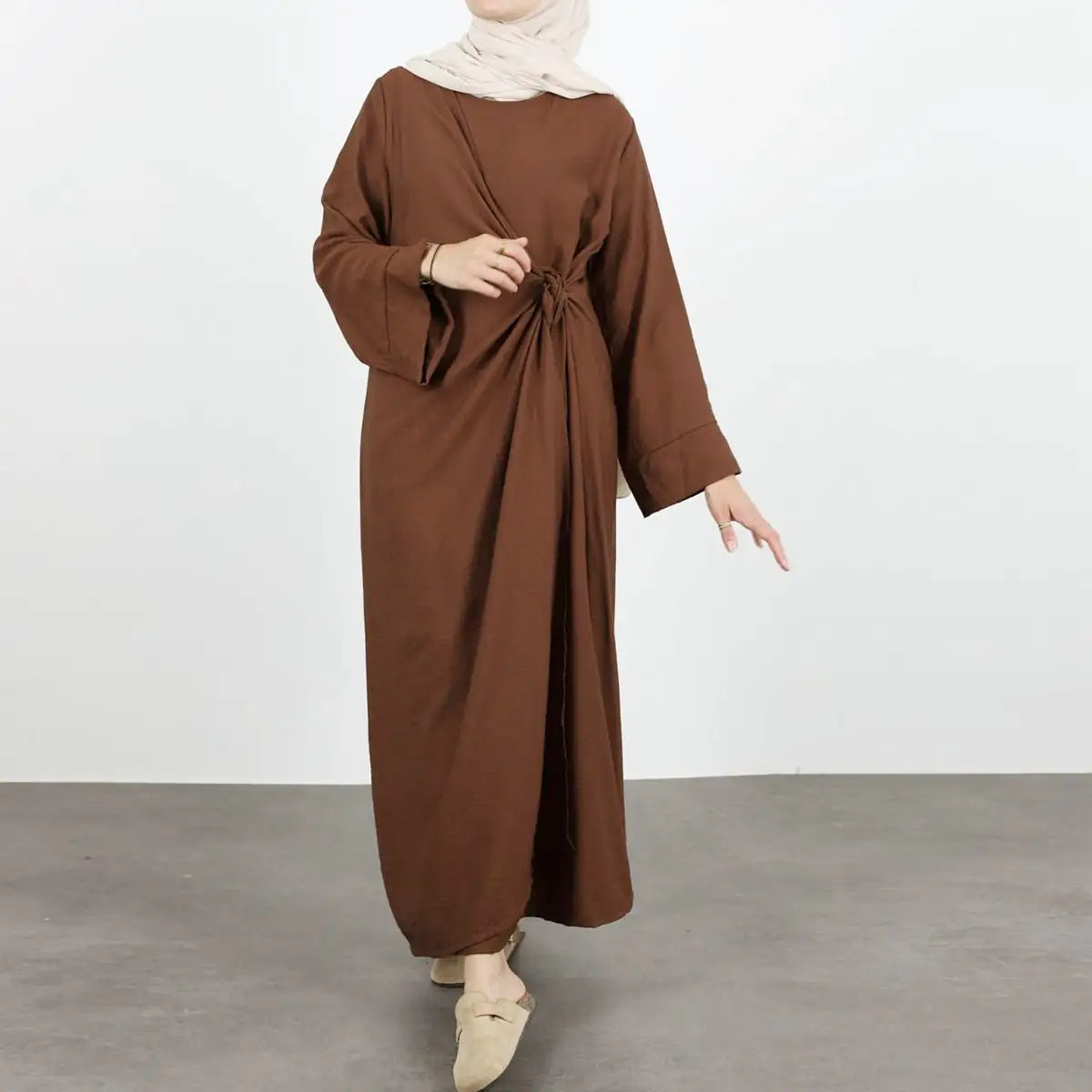 Elegant Wrinkle-Resistant Lace-Up Abaya Dress for Women - Modest Islamic Fashion for Prayer, Wedding & Special Occasions