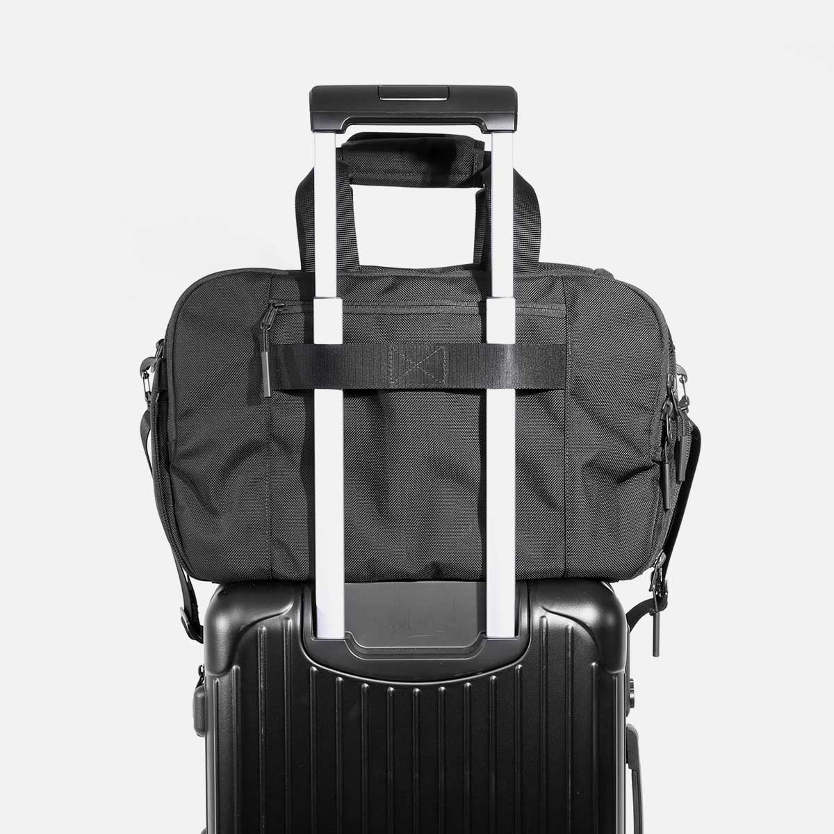 Best Gym Duffel Bag for Men & Women - Large Sports Duffle with Shoe Compartment & Wet Pocket - Perfect for Workout, Travel & Gym Locker