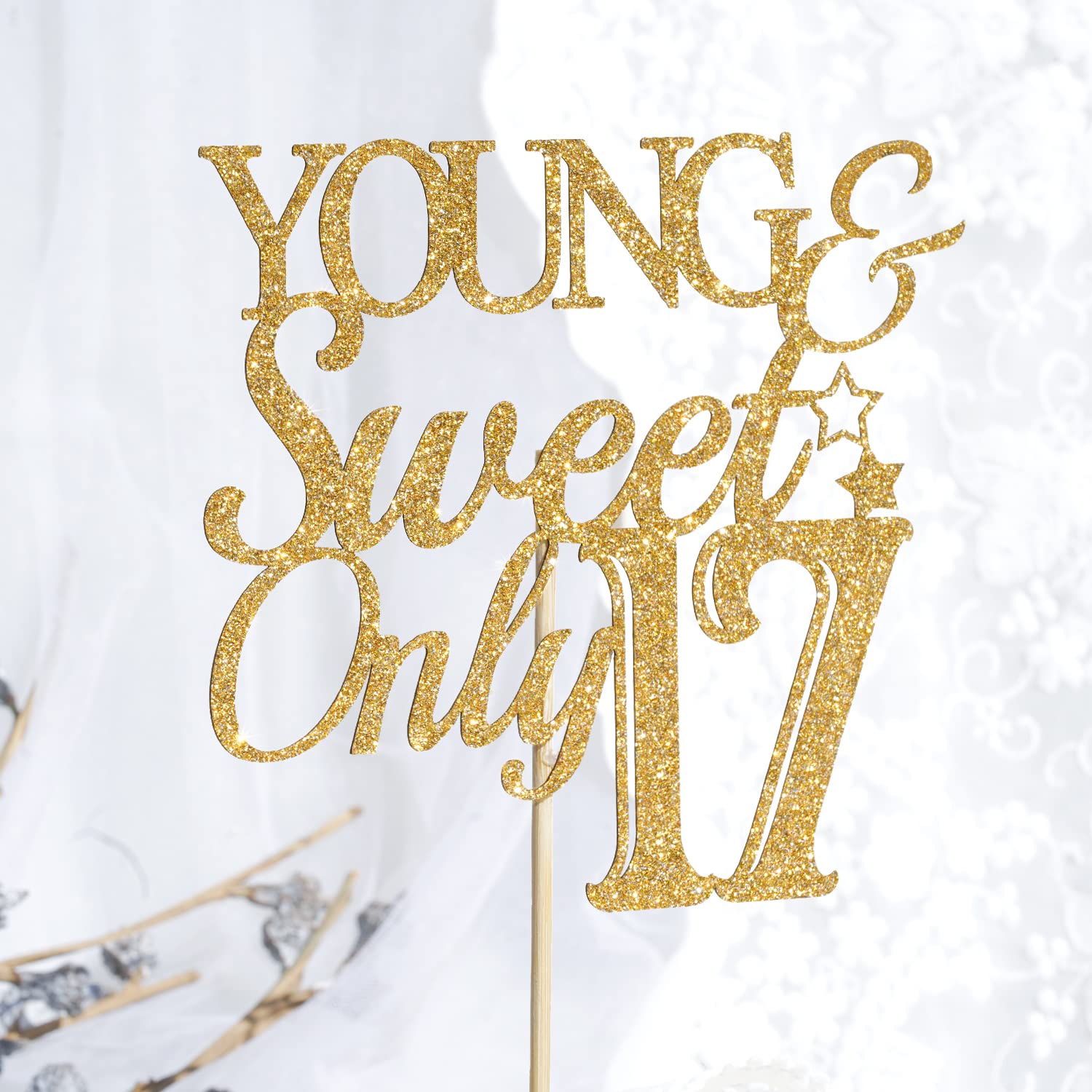 Happy 17th Birthday Cake Topper - Gold Glitter 'Hello 17' Cake Decoration for Sweet 17 Parties & Anniversaries - Perfect for Teen Birthday Celebrations & Milestone Decor